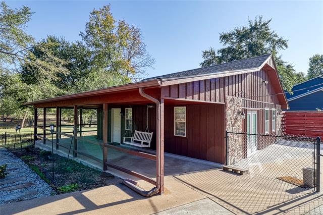 Eufaula, Oklahoma, 74432, United States, 3 Bedrooms Bedrooms, ,3 BathroomsBathrooms,Residential,For Sale,1987326