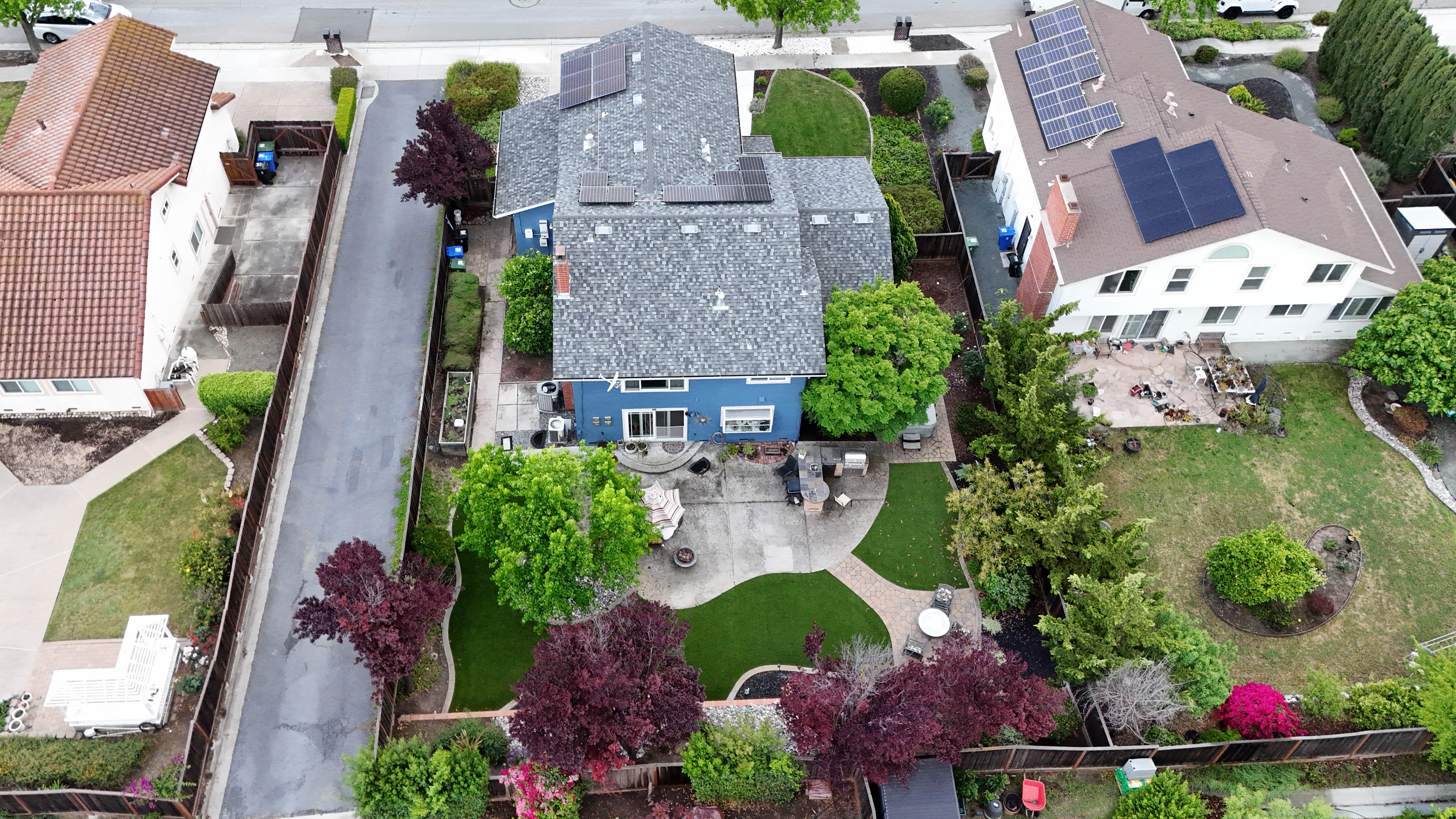  Stunningly Upgraded Home with Modern Amenities and Charm - 物件實景