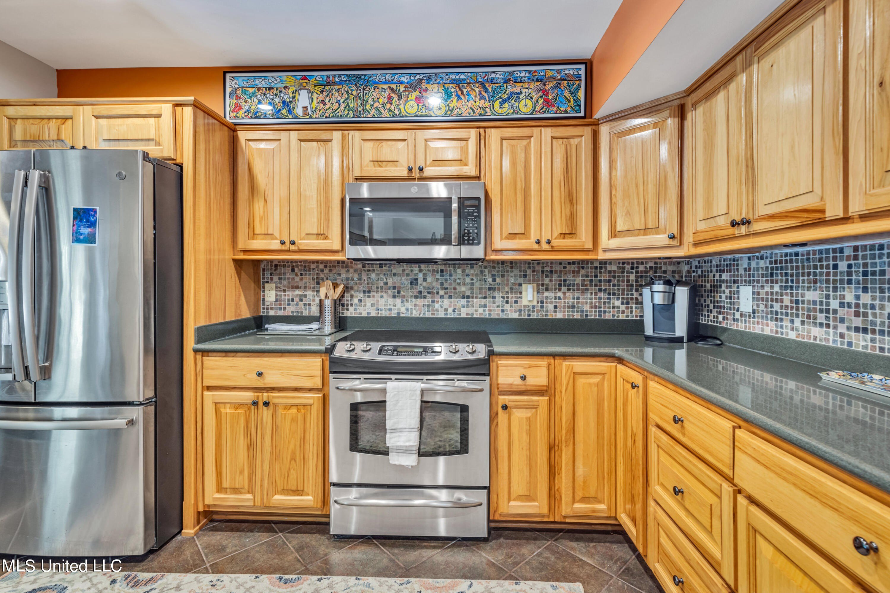 Ocean Springs, Mississippi, 39564, United States, 3 Bedrooms Bedrooms, ,4 BathroomsBathrooms,Residential,For Sale,1942785