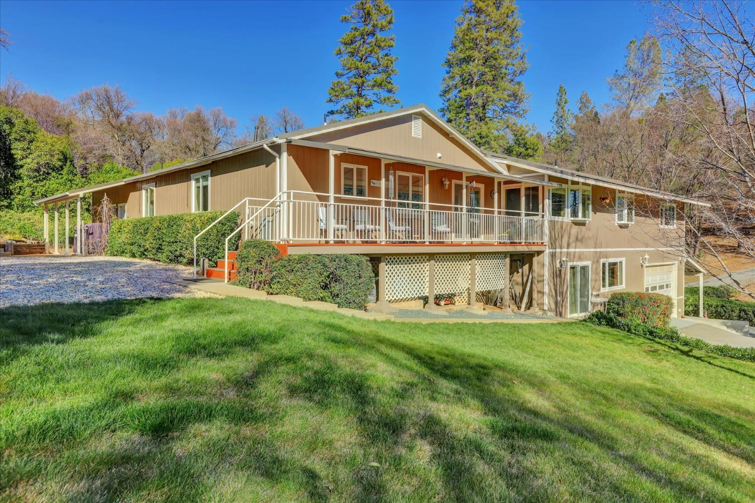 Grass Valley, California, 95949, United States, 4 Bedrooms Bedrooms, ,3 BathroomsBathrooms,Residential,For Sale,2015333