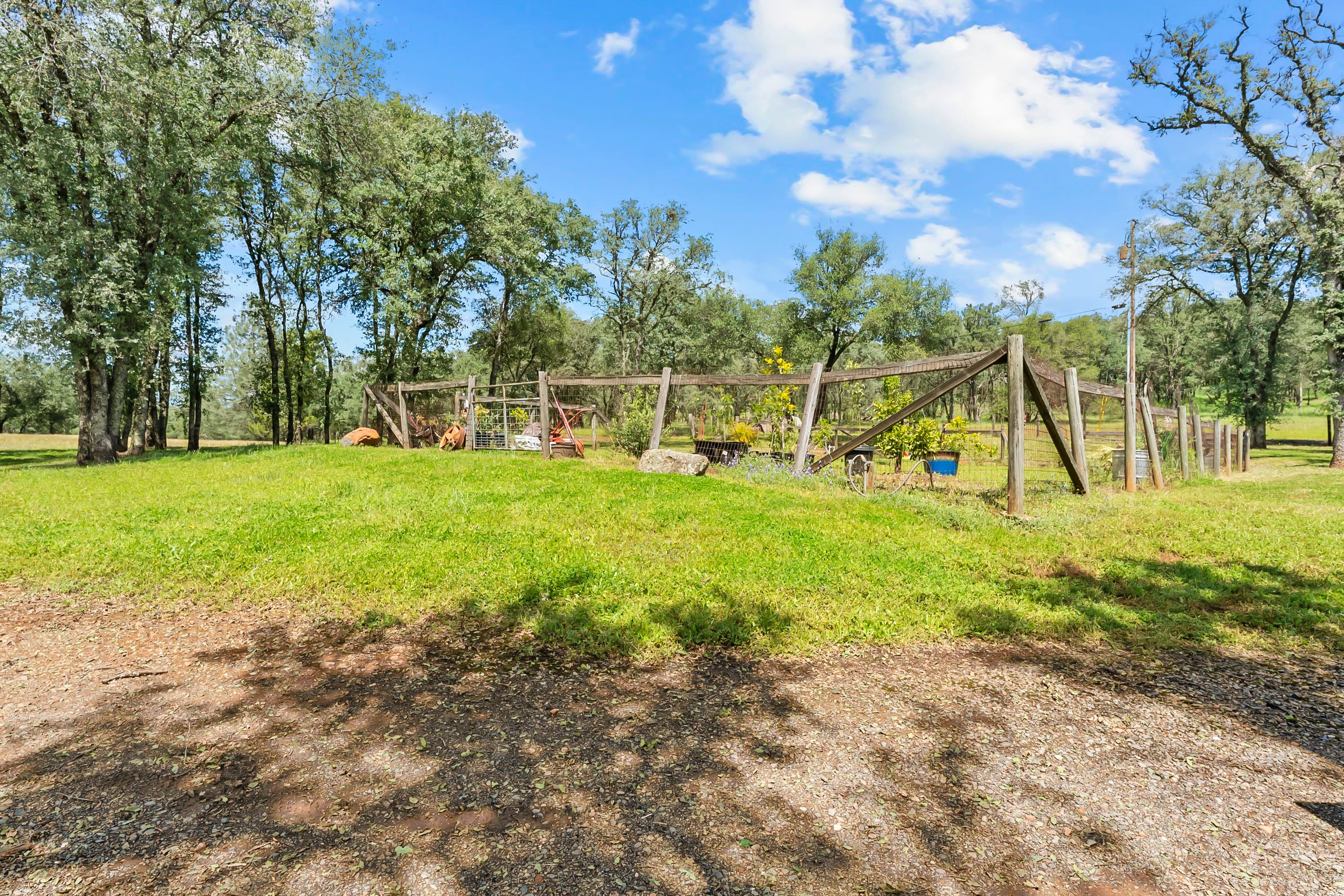  5990 Upper Ridge Way, Auburn, CA 95602 - 物件實景