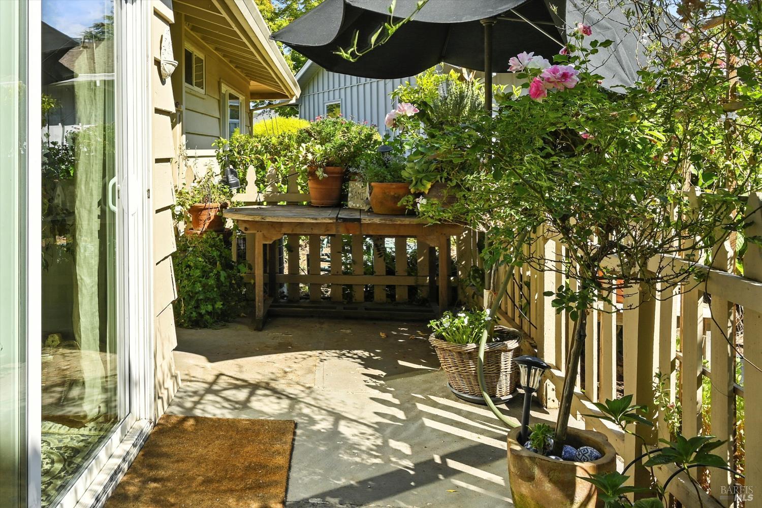 Santa Rosa, California, 95409, United States, 2 Bedrooms Bedrooms, ,2 BathroomsBathrooms,Residential,For Sale,1940455