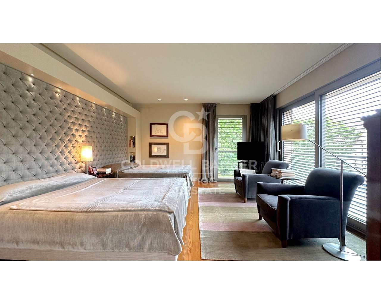 Barcelona, Catalonia, ES, 5 Bedrooms Bedrooms, ,5 BathroomsBathrooms,Residential,For Sale,1684278