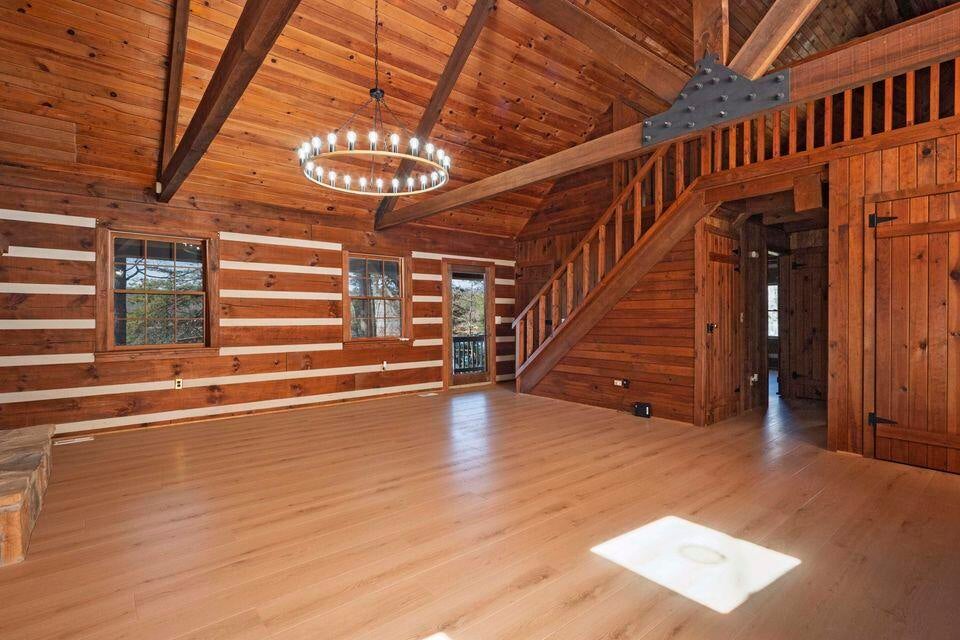 Spring City, Tennessee, 37381, United States, 1 Bedroom Bedrooms, ,2 BathroomsBathrooms,Residential,For Sale,1826365