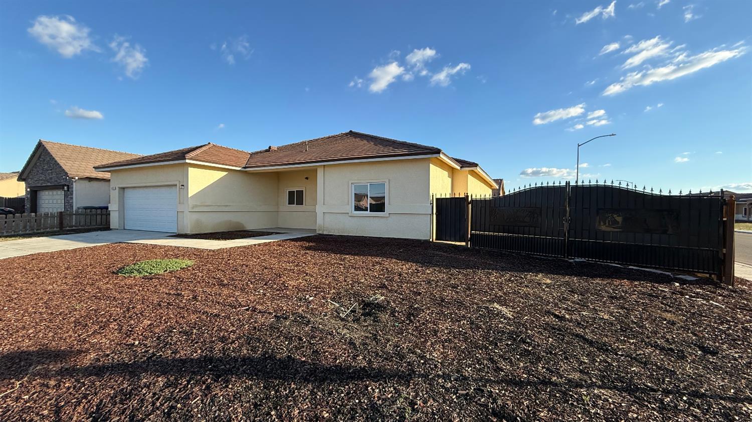 Selma, California, 93662, United States, 4 Bedrooms Bedrooms, ,2 BathroomsBathrooms,Residential,For Sale,1974766