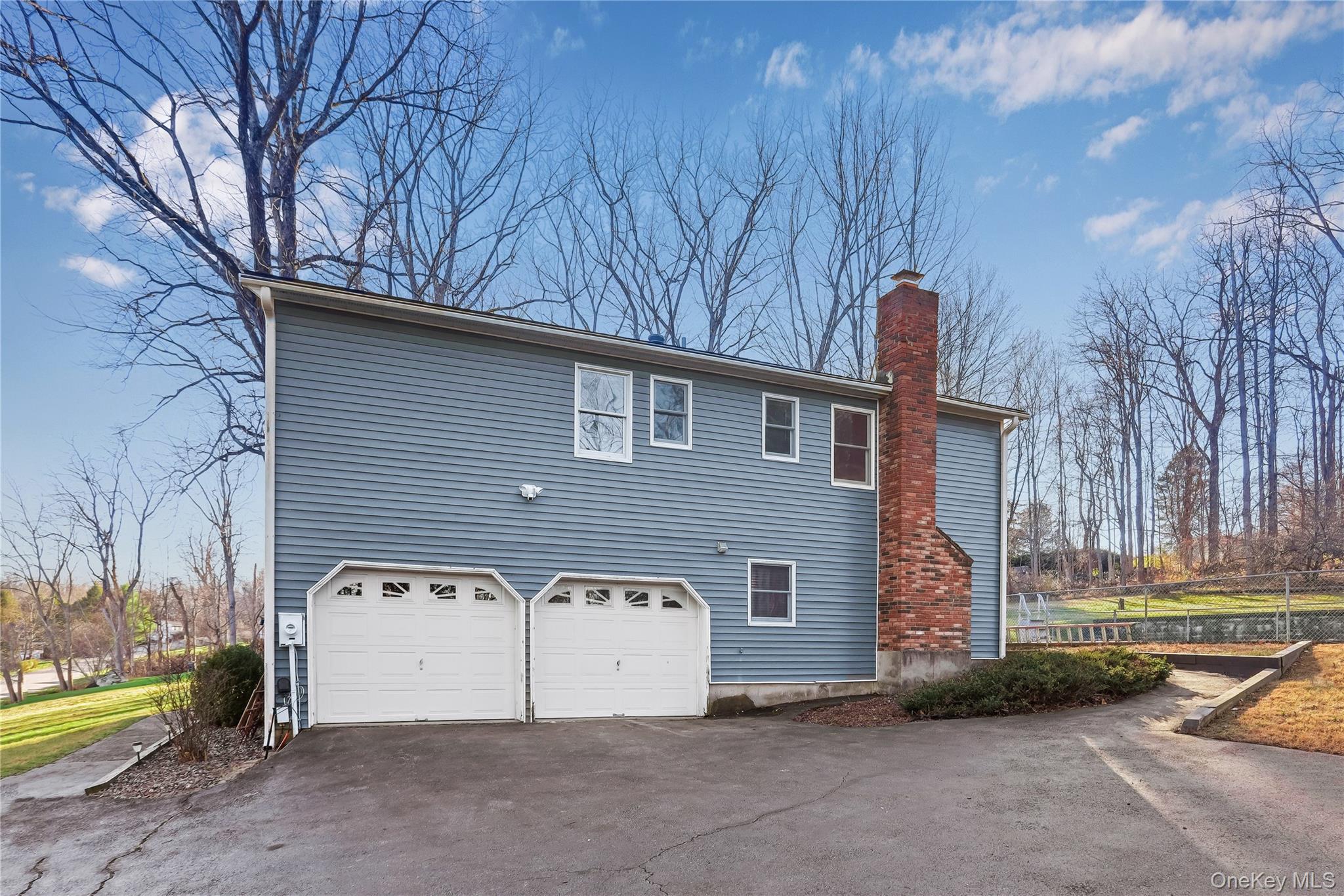 Carmel, New York, 10512, United States, 4 Bedrooms Bedrooms, ,3 BathroomsBathrooms,Residential,For Sale,2003057