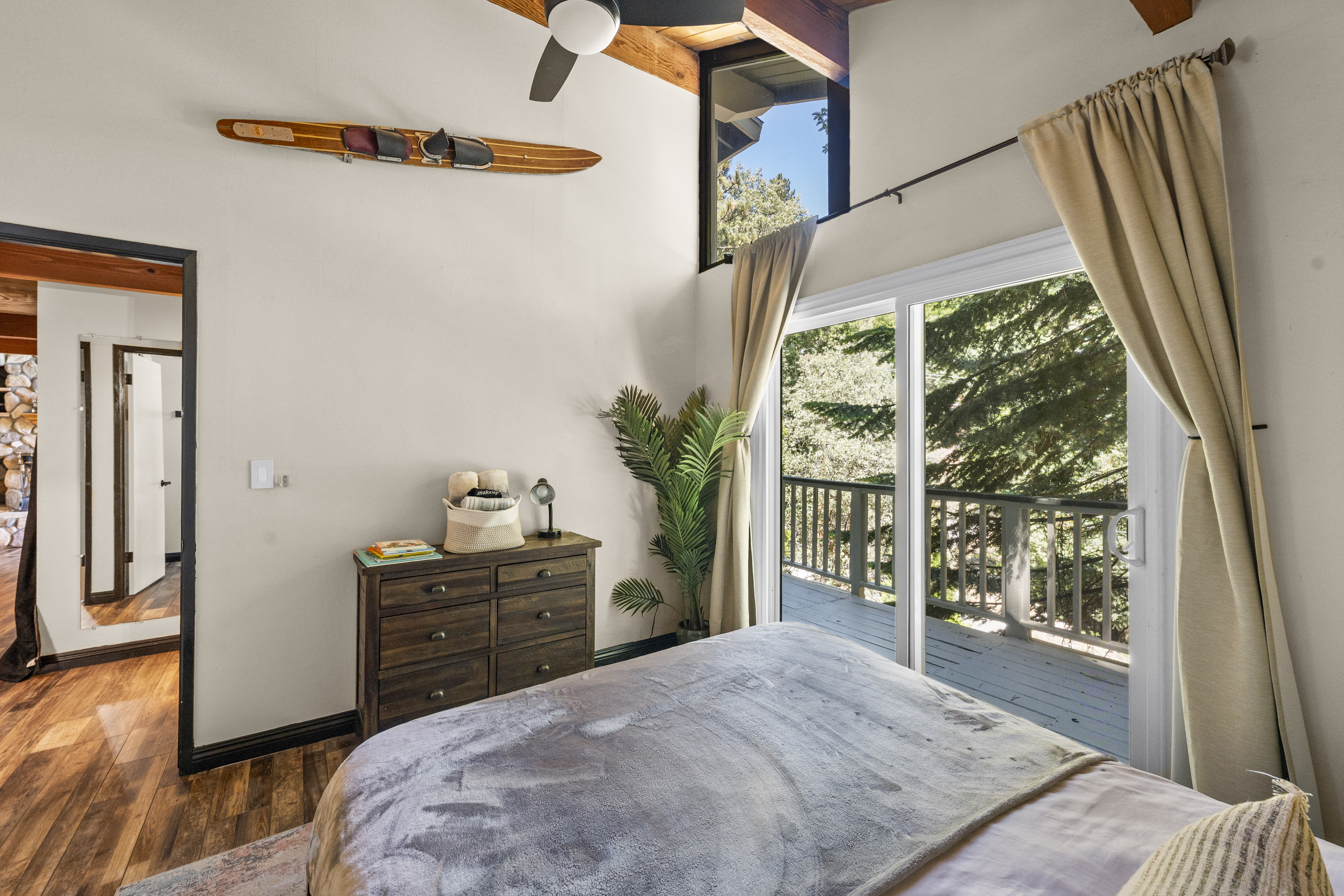  30942 Old City Creek Road, Running Springs, CA 92382 - 物件實景