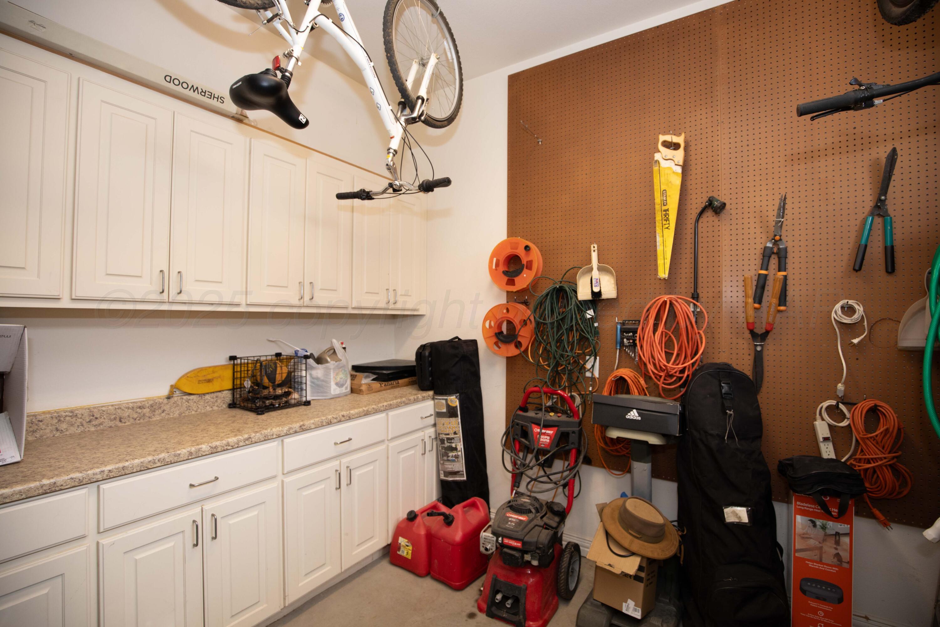 Amarillo, Texas, 79119, United States, 4 Bedrooms Bedrooms, ,5 BathroomsBathrooms,Residential,For Sale,1988347