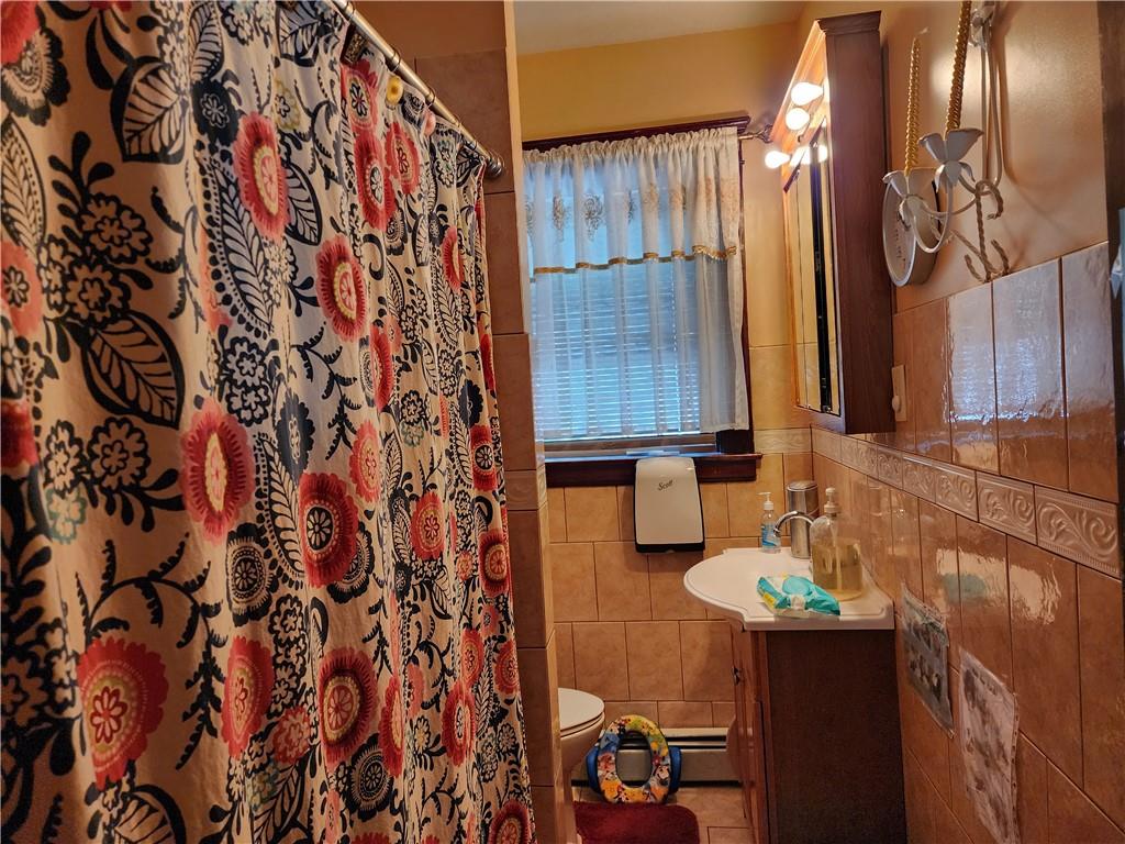 Providence, Rhode Island, 02909, United States, 6 Bedrooms Bedrooms, ,3 BathroomsBathrooms,Residential,For Sale,1944781