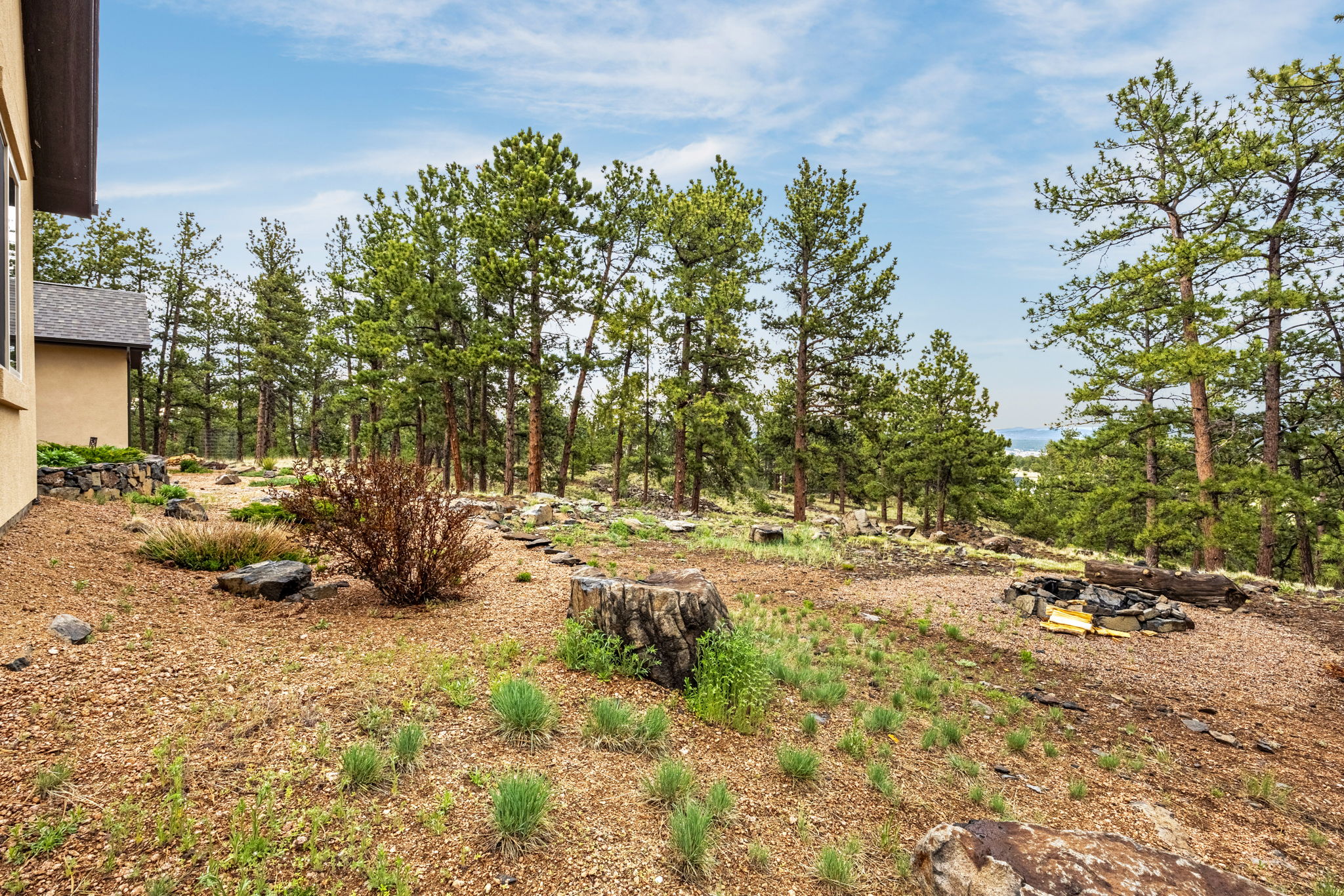 Guffey, Colorado, 80820, United States, 3 Bedrooms Bedrooms, ,2 BathroomsBathrooms,Residential,For Sale,1847309