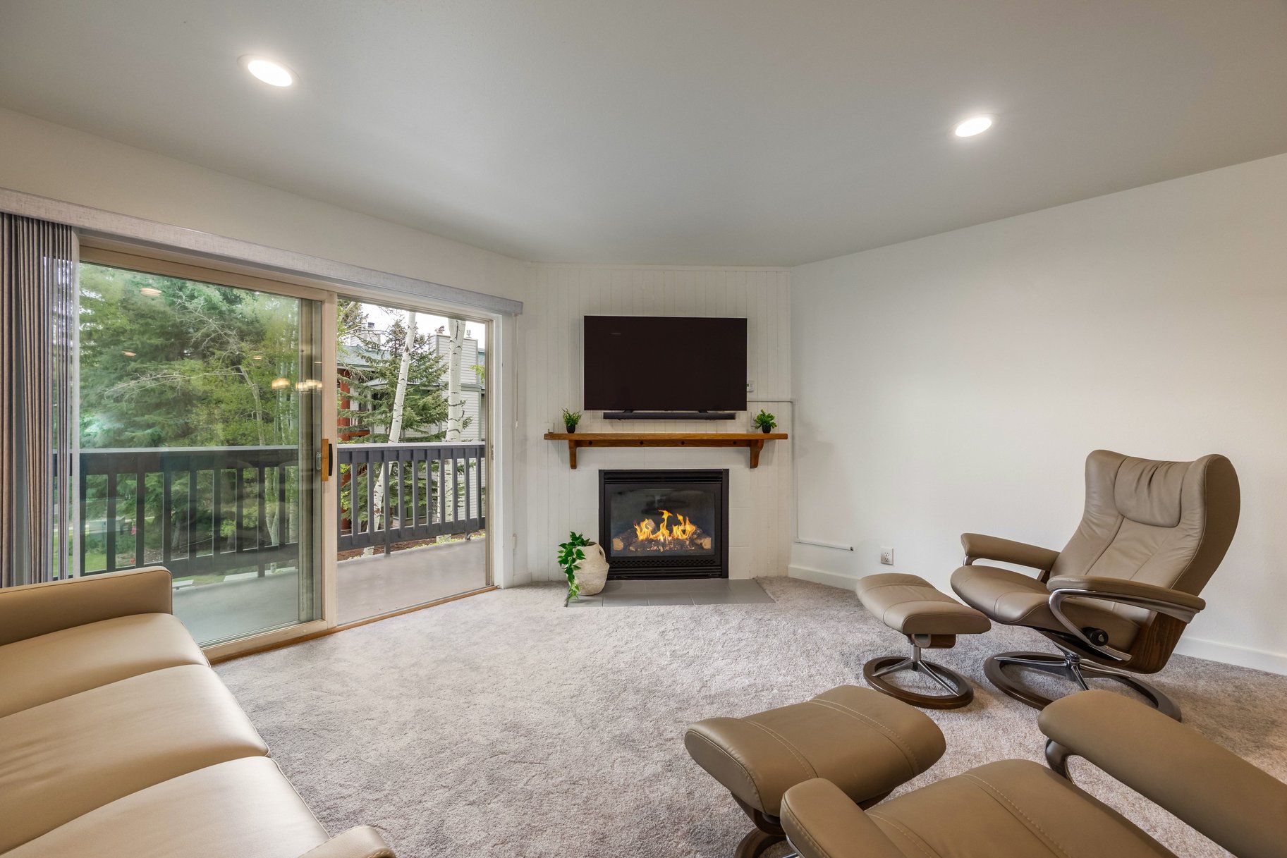  Newly Remodeled Slopeside Condo – Incredible Rental Potential - 物件實景
