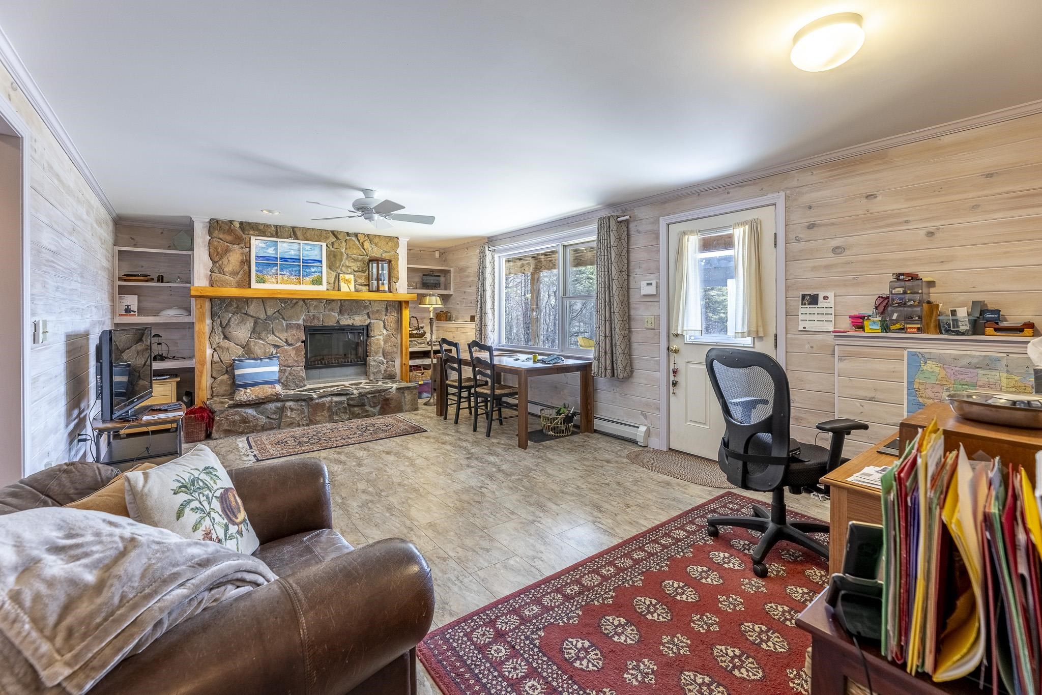 Fairlee, Vermont, 05045, United States, 4 Bedrooms Bedrooms, ,2 BathroomsBathrooms,Residential,For Sale,1941712