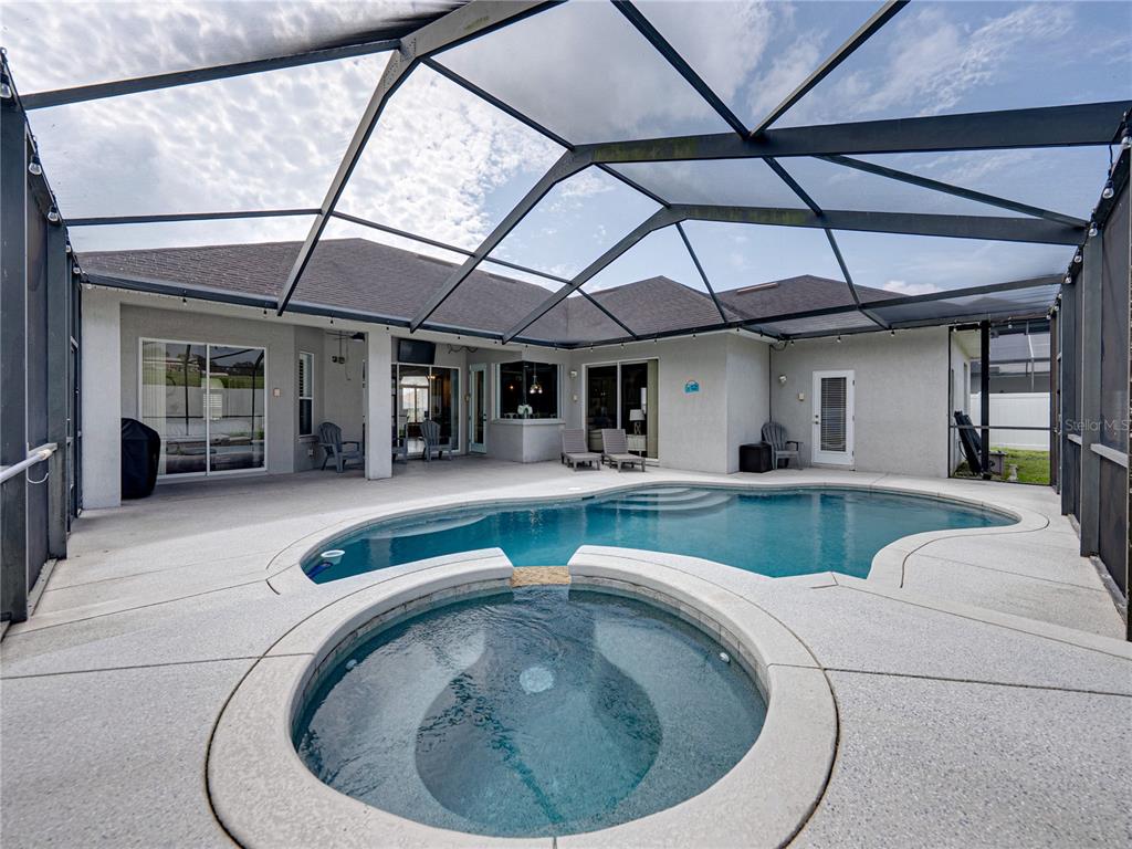 Lakeland, Florida, 33812, United States, 4 Bedrooms Bedrooms, ,3 BathroomsBathrooms,Residential,For Sale,1898596