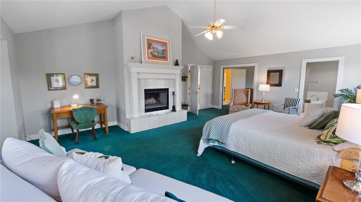 Rogers, Arkansas, 72756, United States, 5 Bedrooms Bedrooms, ,7 BathroomsBathrooms,Residential,For Sale,1846782