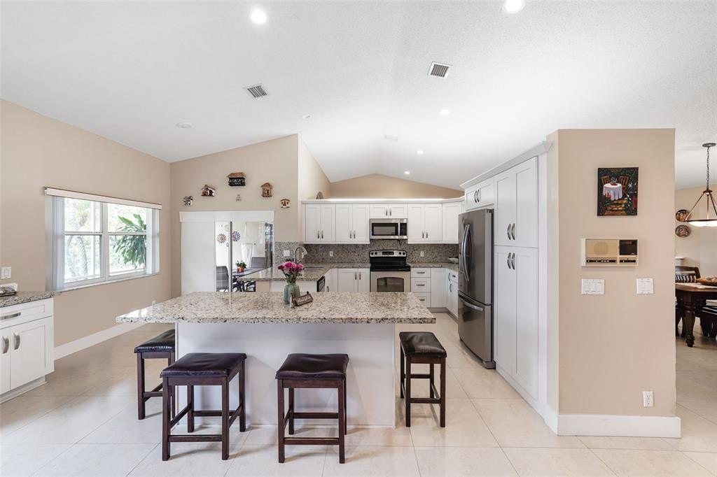 Davie, Florida, 33324, United States, 4 Bedrooms Bedrooms, ,3 BathroomsBathrooms,Residential,For Sale,1975060