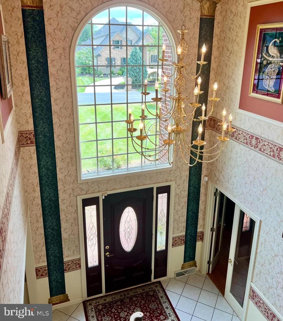 Chambersburg, Pennsylvania, 17202, United States, 5 Bedrooms Bedrooms, ,6 BathroomsBathrooms,Residential,For Sale,1989609