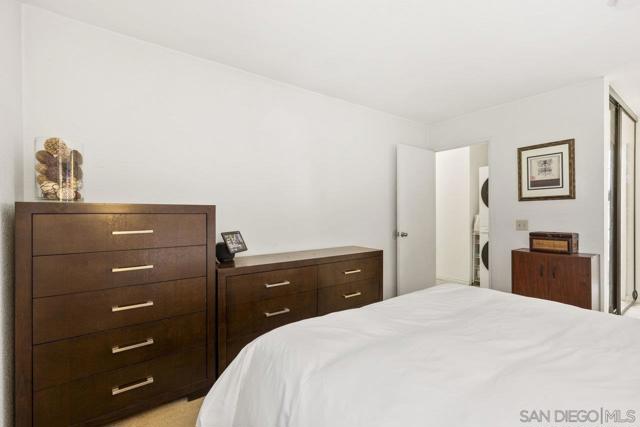 San Diego, California, 92129, United States, 2 Bedrooms Bedrooms, ,2 BathroomsBathrooms,Residential,For Sale,1916300