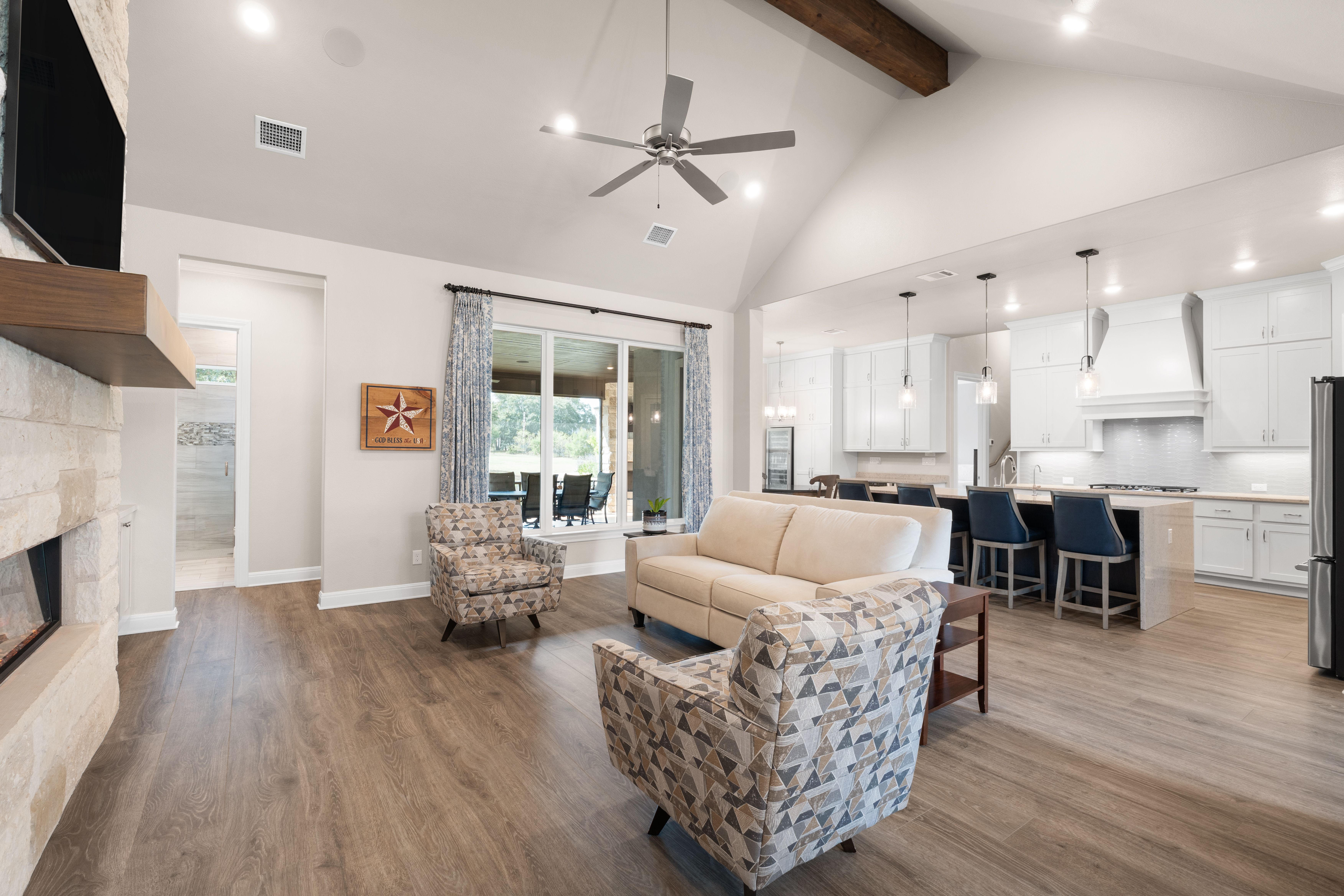  Versatile Living on 1+ Acres - 物件實景