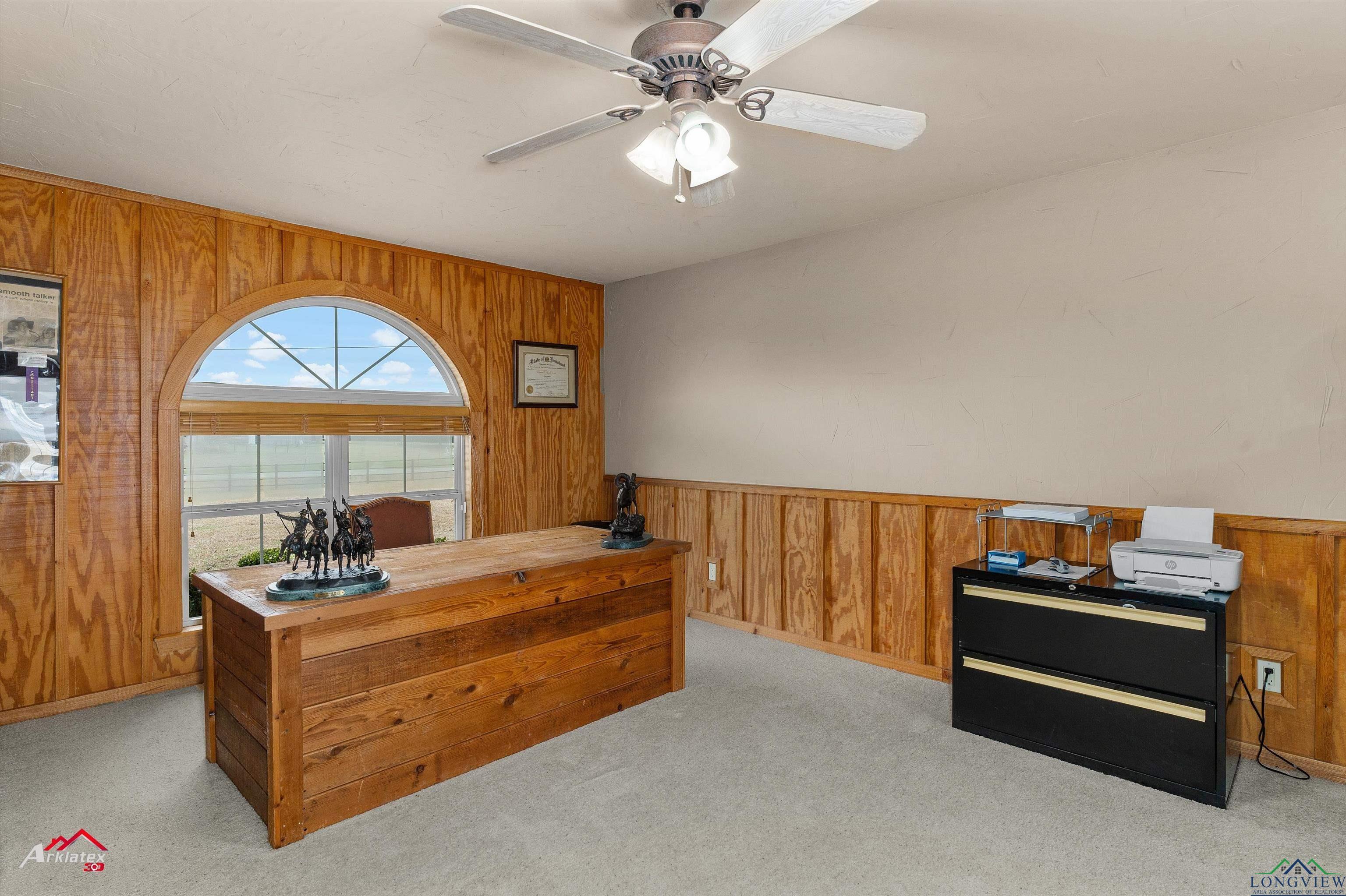 Marshall, Texas, 75672-4947, United States, 3 Bedrooms Bedrooms, ,4 BathroomsBathrooms,Residential,For Sale,1982293