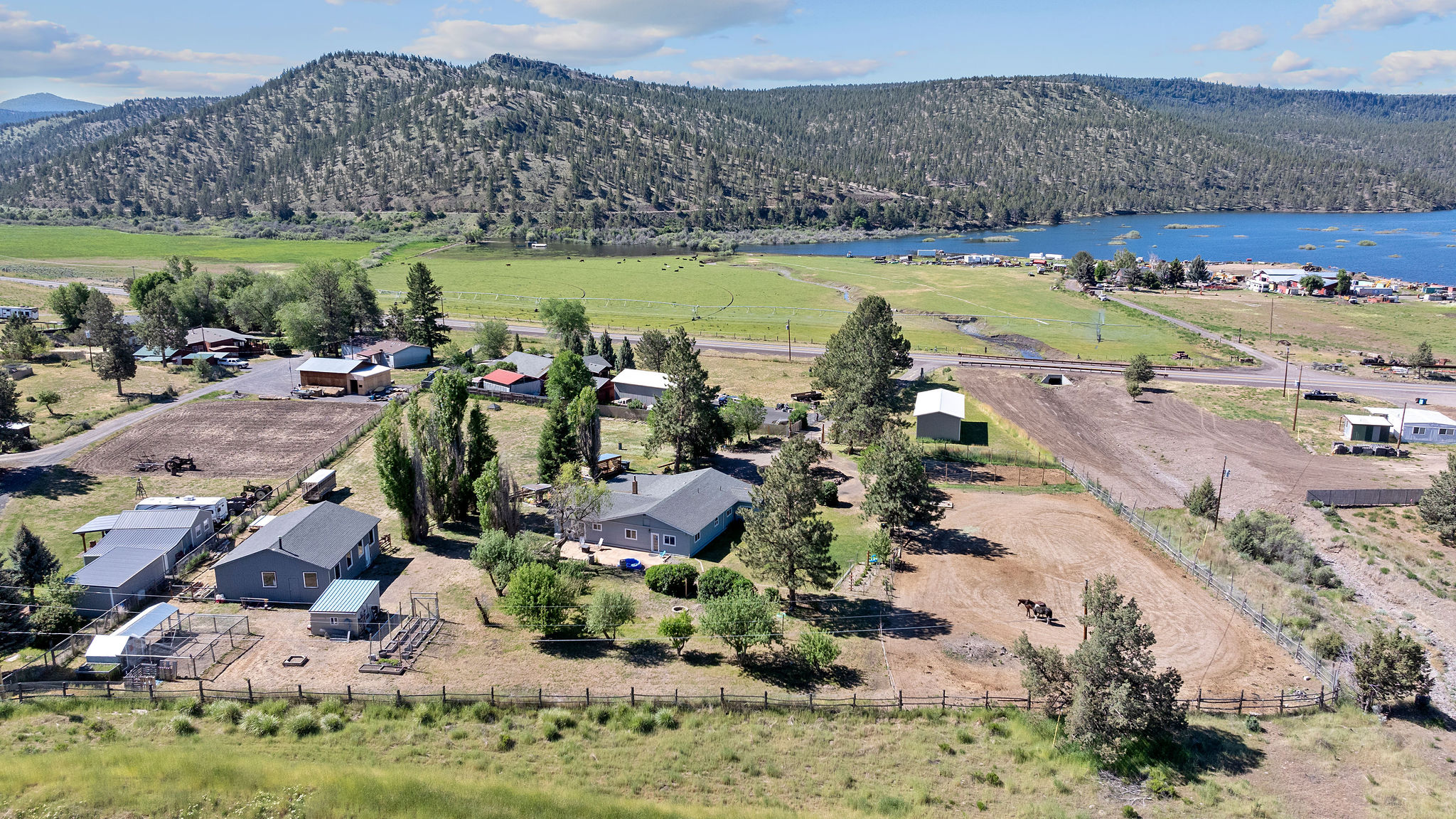 Prineville, Oregon, 97754, United States, 3 Bedrooms Bedrooms, ,2 BathroomsBathrooms,Residential,For Sale,1865780