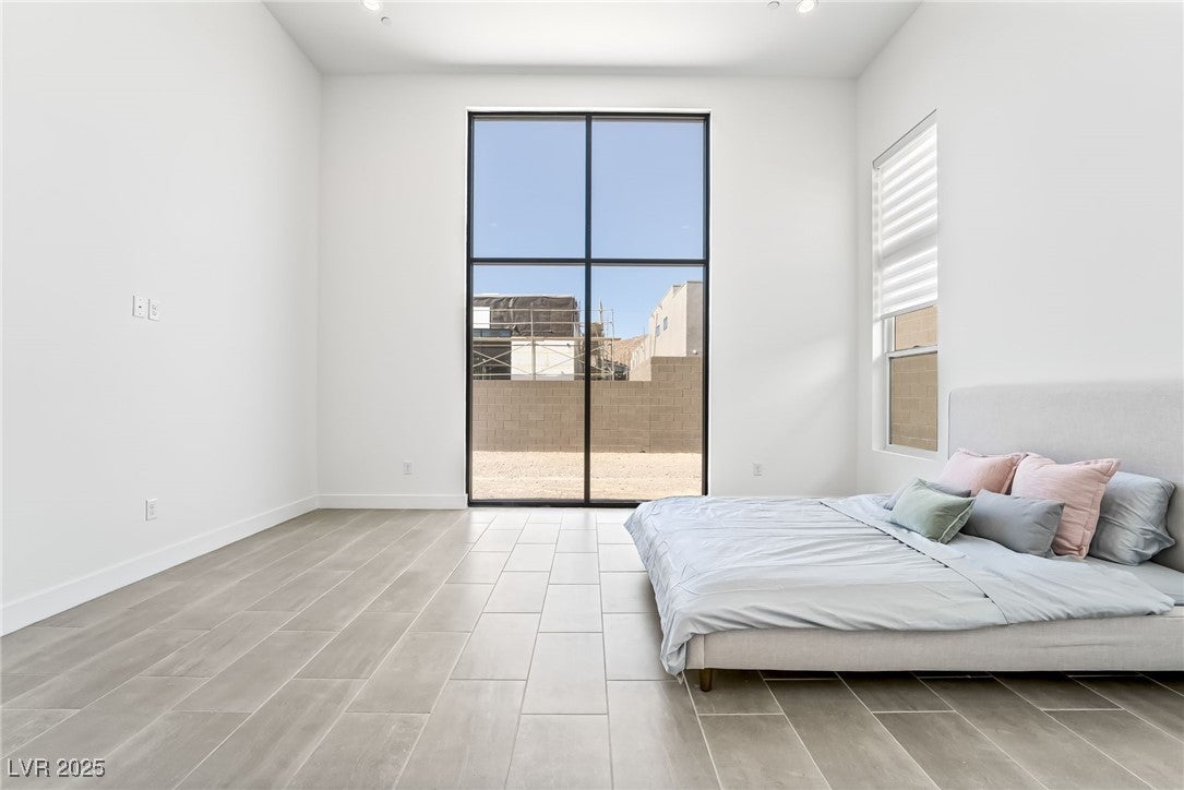 Las Vegas, Nevada, 89135, United States, 4 Bedrooms Bedrooms, ,5 BathroomsBathrooms,Residential,For Sale,1974959