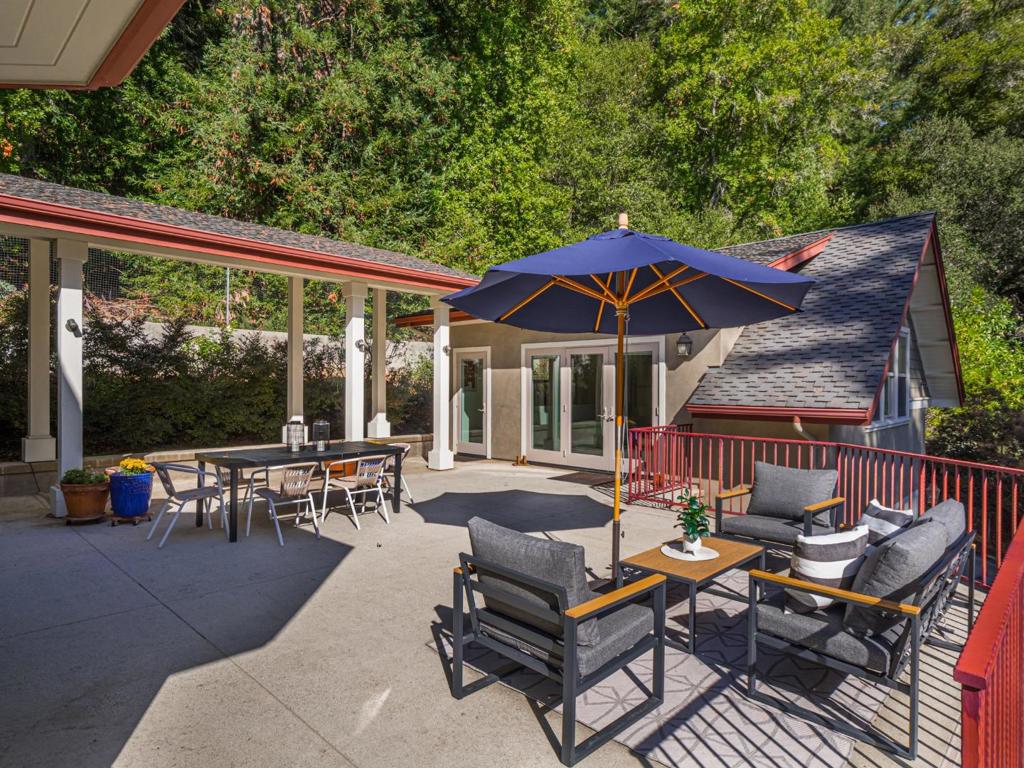 Scotts Valley, California, 95066, United States, 3 Bedrooms Bedrooms, ,3 BathroomsBathrooms,Residential,For Sale,1974309