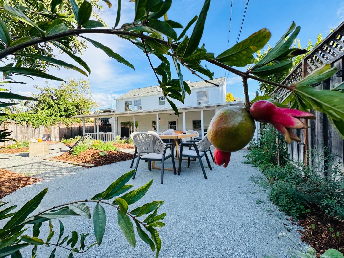 San Jose, California, 95126, United States, 4 Bedrooms Bedrooms, ,3 BathroomsBathrooms,Residential,For Sale,1988226