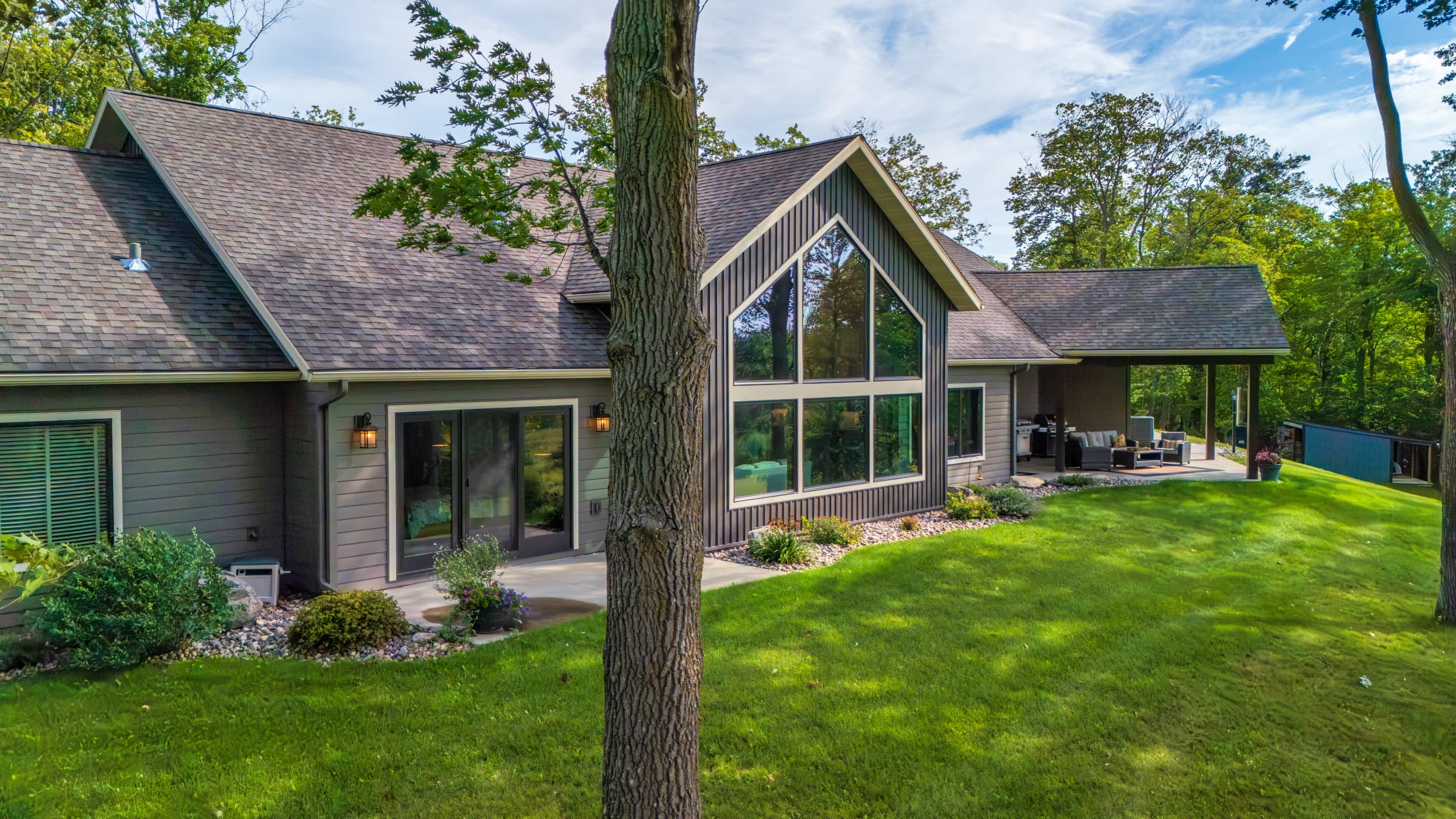 Clearbrook, Minnesota, 56634, United States, 4 Bedrooms Bedrooms, ,3 BathroomsBathrooms,Residential,For Sale,1921675