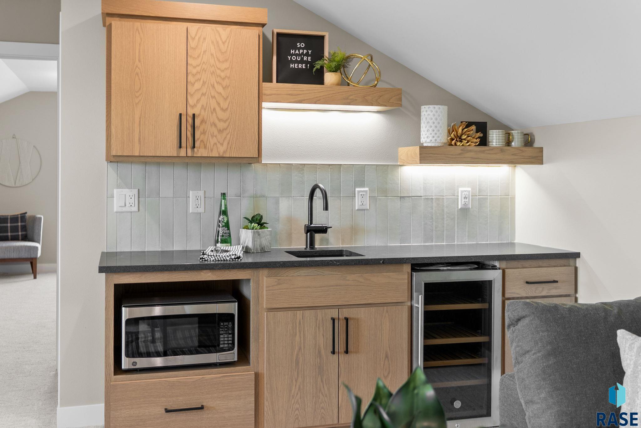 Sioux Falls, South Dakota, 57110, United States, 3 Bedrooms Bedrooms, ,3 BathroomsBathrooms,Residential,For Sale,2001465