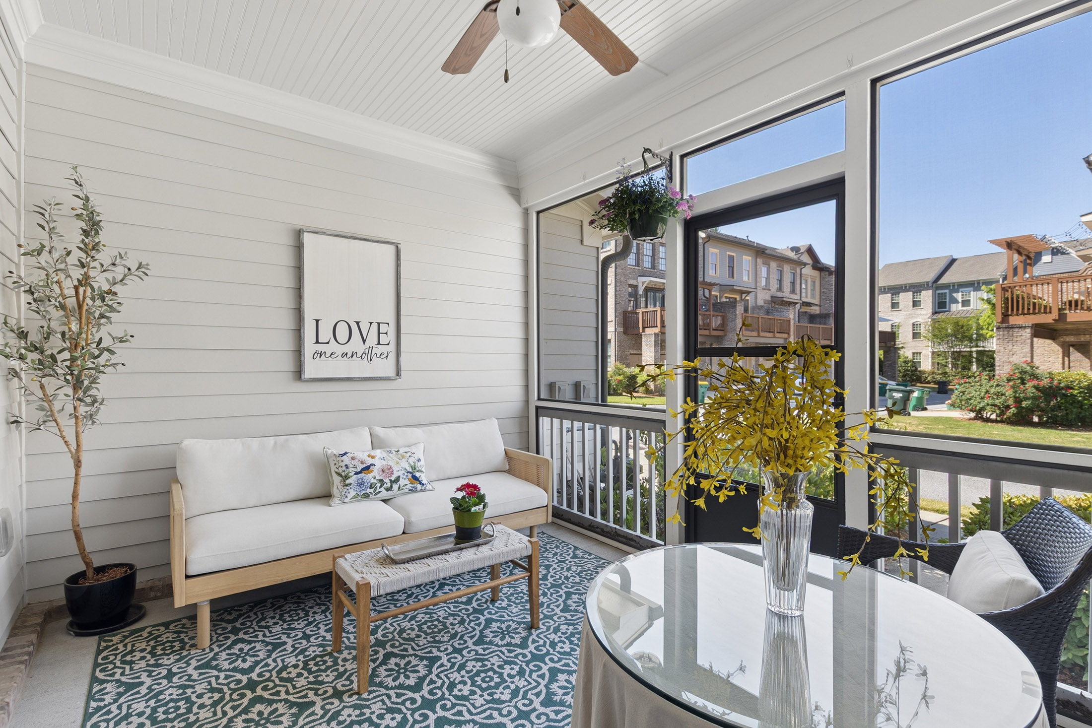  Charming Cape Cod Cottage Style Townhome - 物件實景