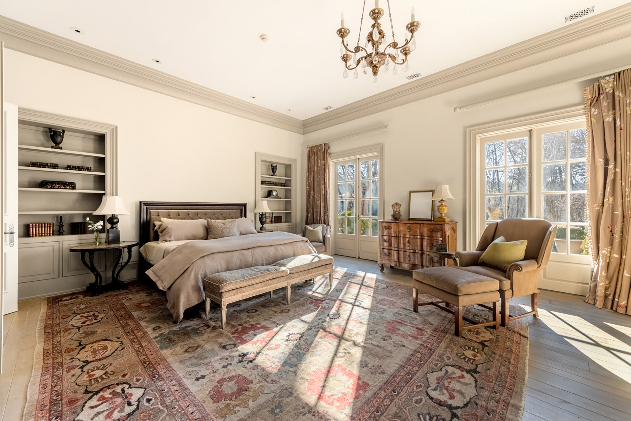  Magnificent Buckhead Home on 2.2+/- Acres with Pool and Pool House - 物件實景