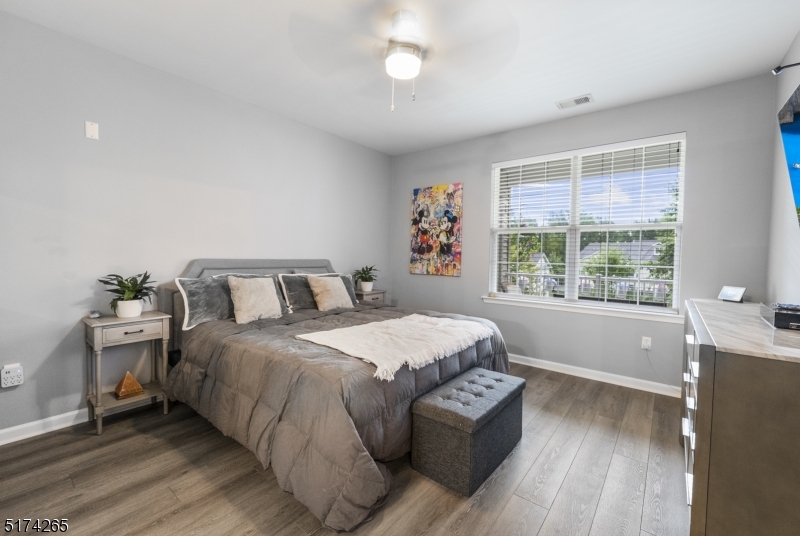 Hanover Twp., New Jersey, 07981, United States, 2 Bedrooms Bedrooms, ,2 BathroomsBathrooms,Residential,For Sale,2003399