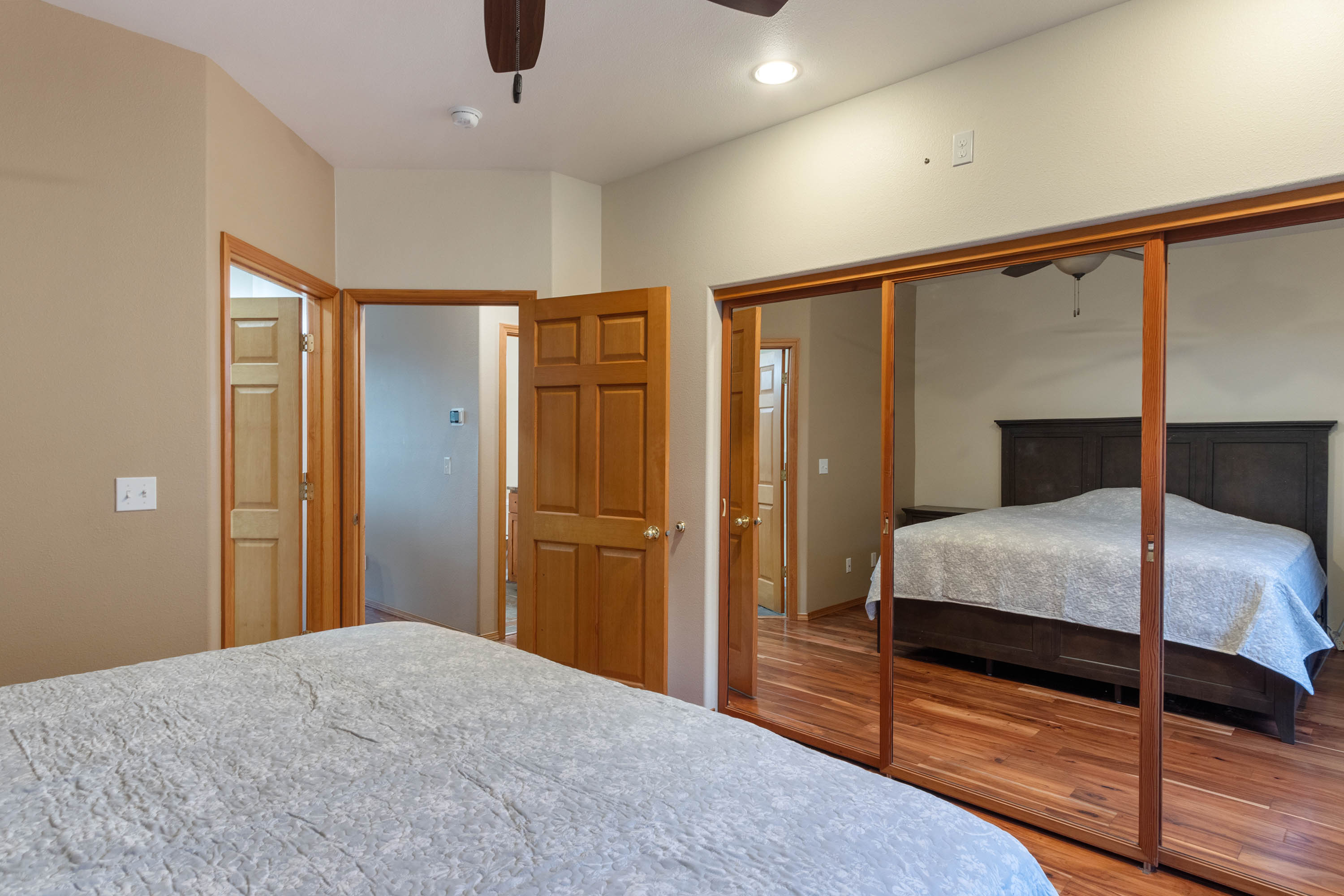 Hope, Idaho, 83836, United States, 2 Bedrooms Bedrooms, ,1 BathroomBathrooms,Residential,For Sale,2010313