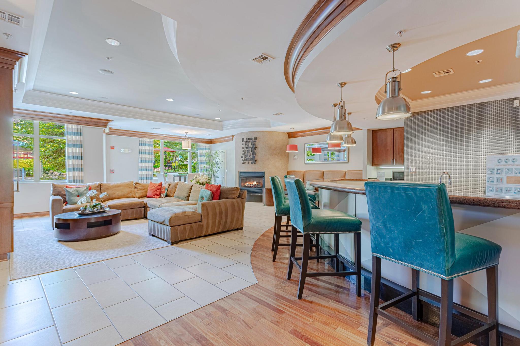  12000 Market Street, Reston, VA, 20190 - 物件實景