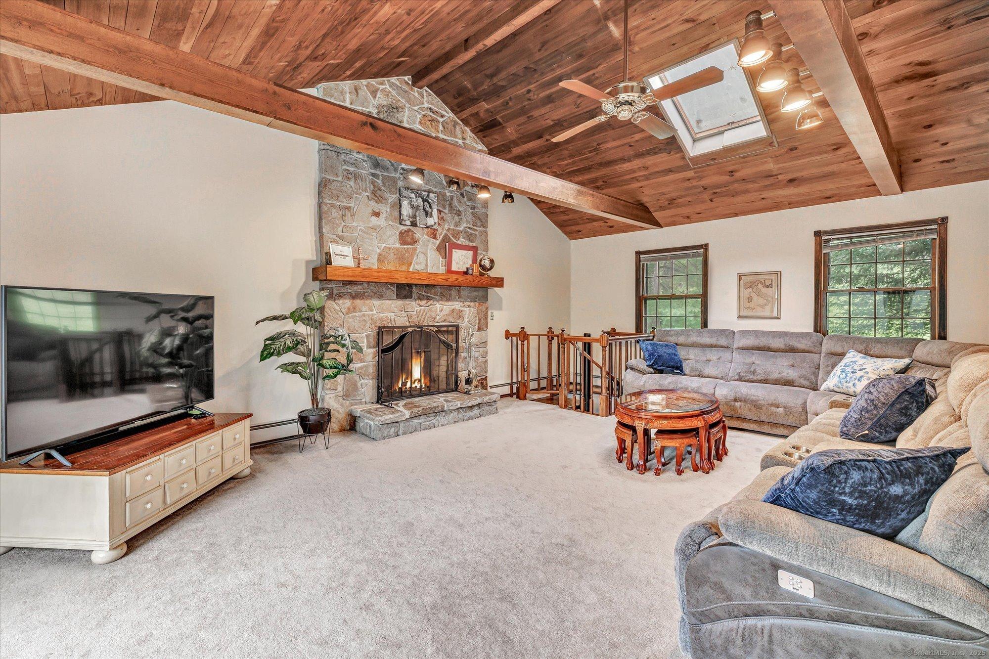 Monroe, Connecticut, 06468, United States, 3 Bedrooms Bedrooms, ,3 BathroomsBathrooms,Residential,For Sale,1872282