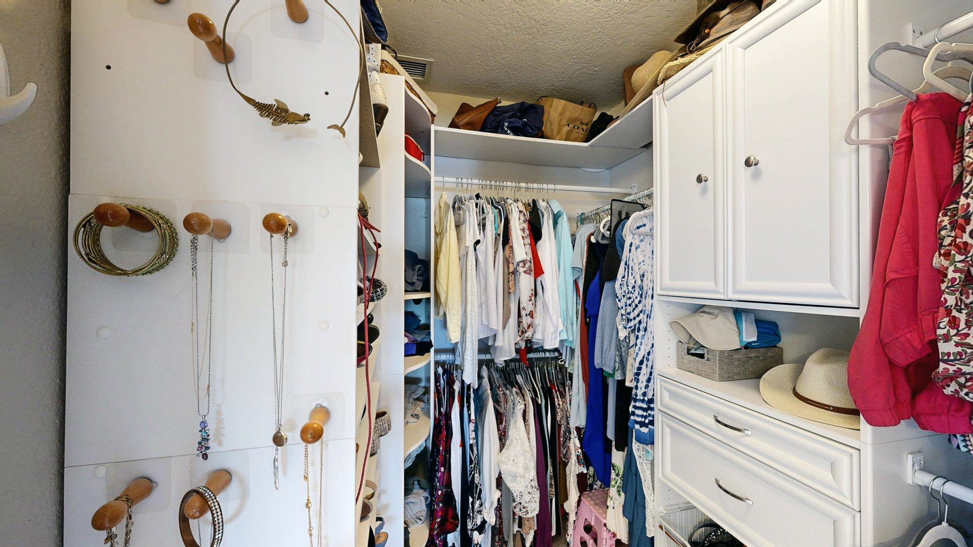 Merritt island, Florida, 32952, United States, 3 Bedrooms Bedrooms, ,2 BathroomsBathrooms,Residential,For Sale,2009652