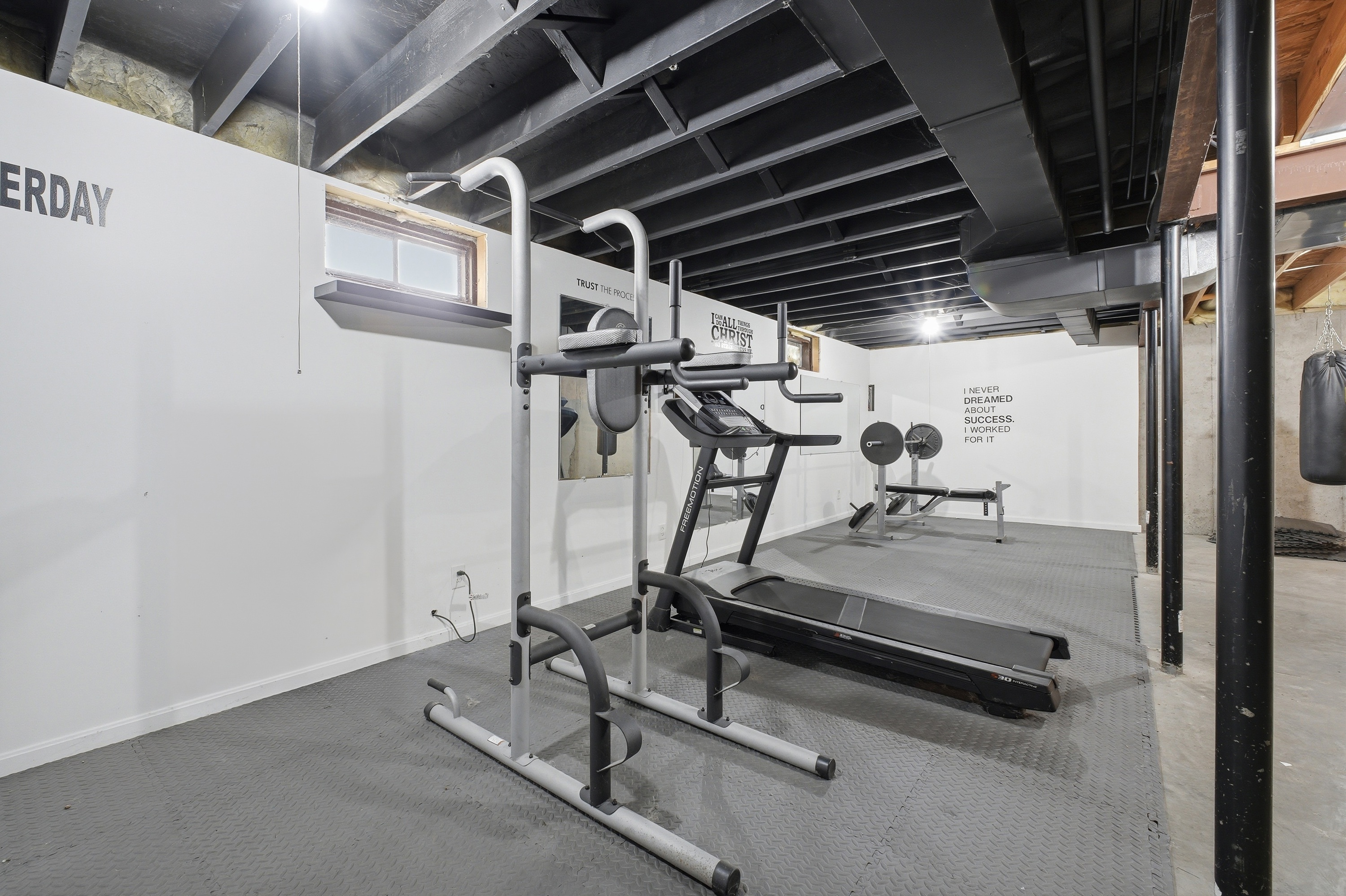  3413 South Winchester Acres Road, Louisville, KY 40223 - 物件實景