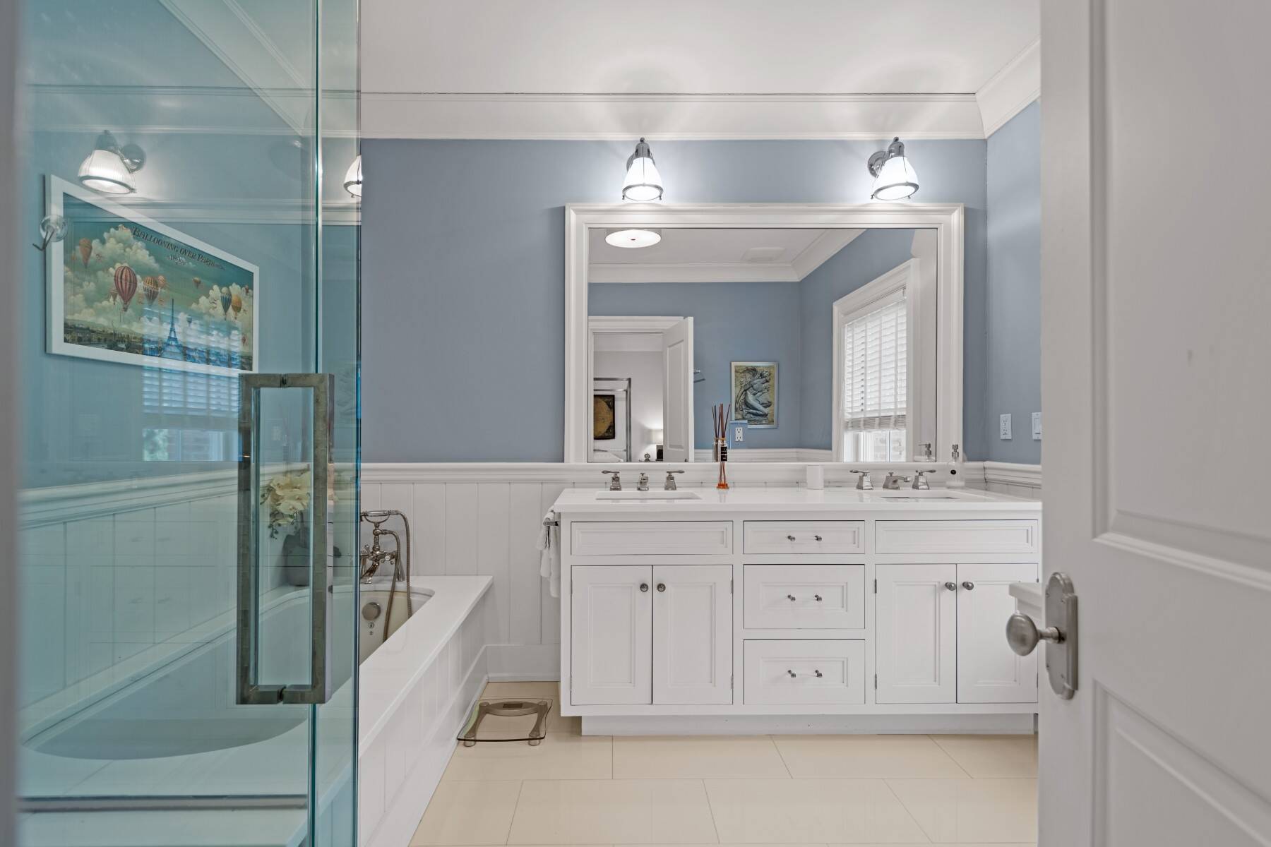  Southampton Village Designer