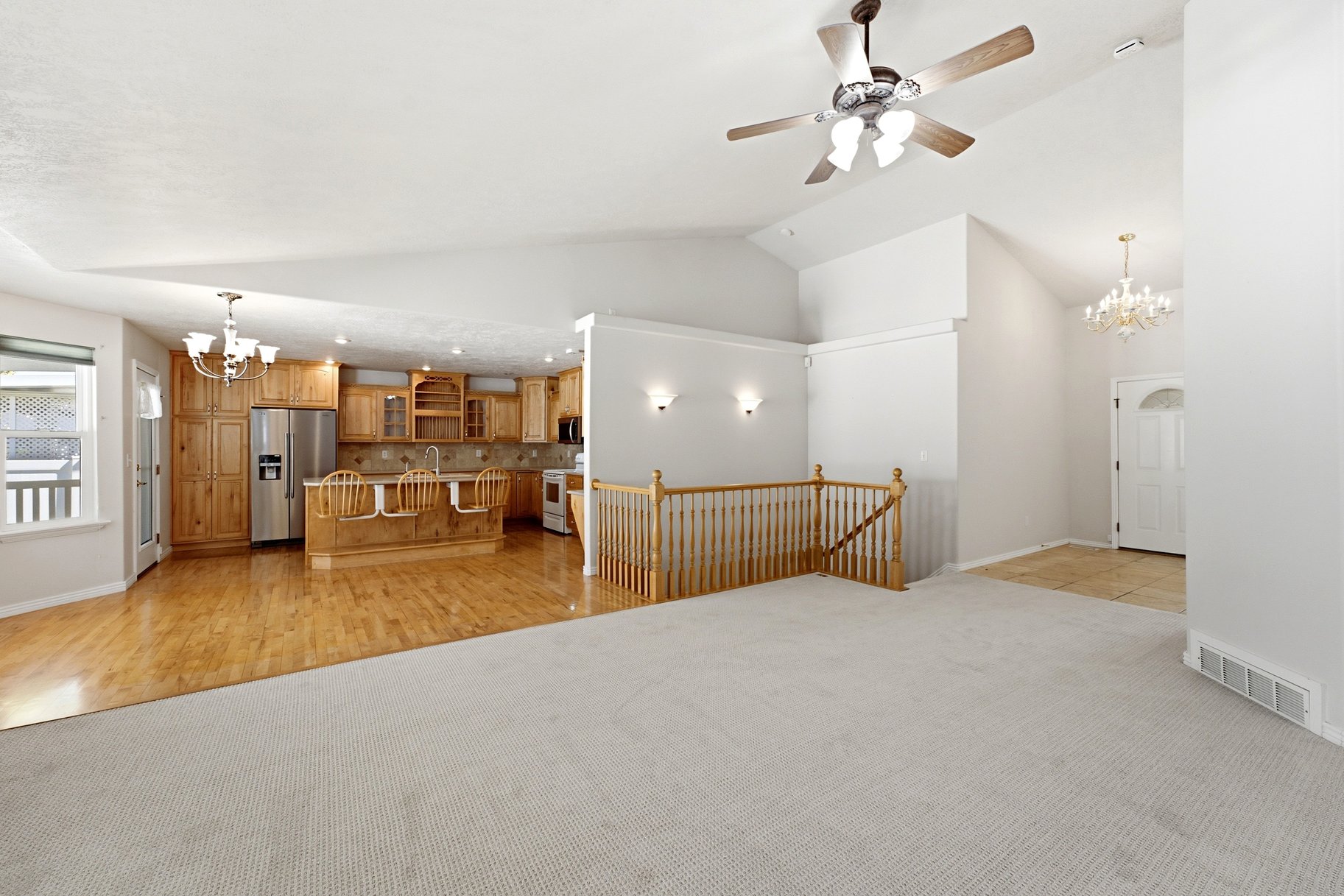  Rarely Available 55+ Home in The Vistas at Riverbend - 物件實景
