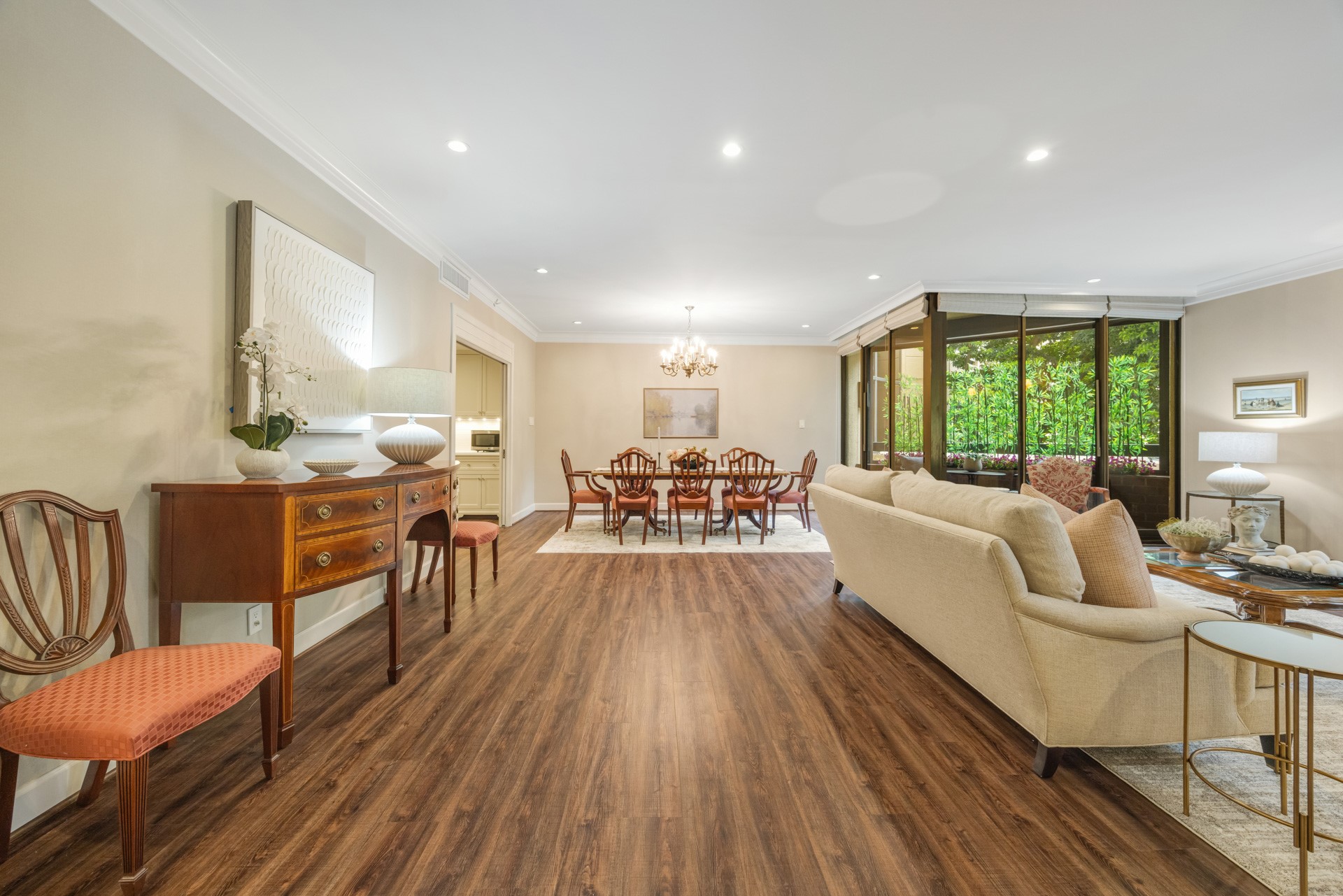  5555 Del Monte Drive #205 - 物件實景