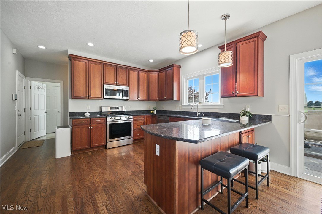 Columbiana, Ohio, 44408, United States, 4 Bedrooms Bedrooms, ,4 BathroomsBathrooms,Residential,For Sale,1977741