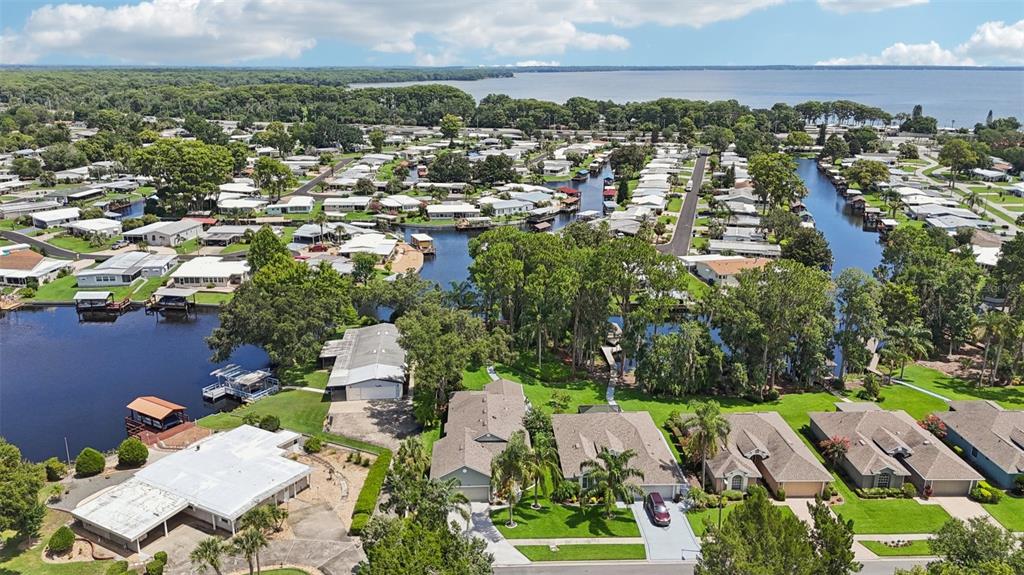 Tavares, Florida, 32778, United States, 2 Bedrooms Bedrooms, ,2 BathroomsBathrooms,Residential,For Sale,1867247