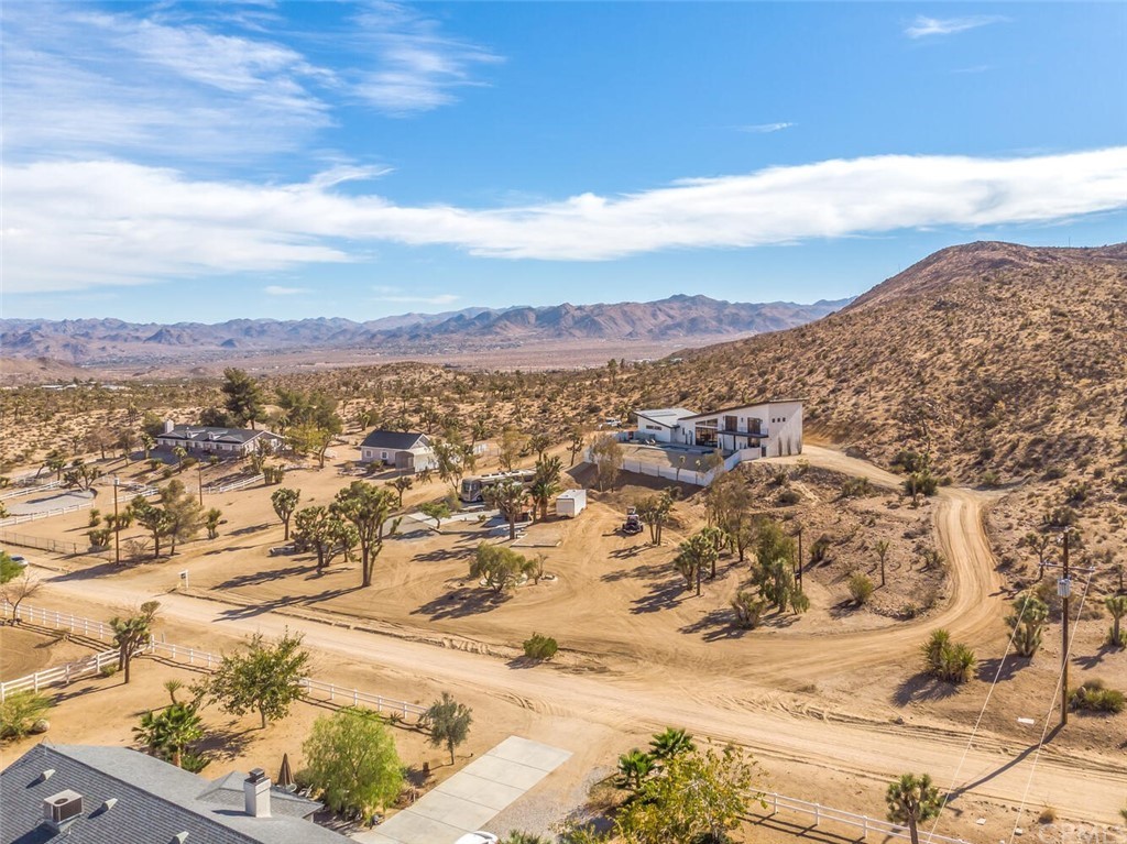 58425 Sierra Vista Drive, Yucca Valley, California, 92284, United States, 3 Bedrooms Bedrooms, ,3 BathroomsBathrooms,Residential,For Sale,58425 Sierra Vista Drive,1008801