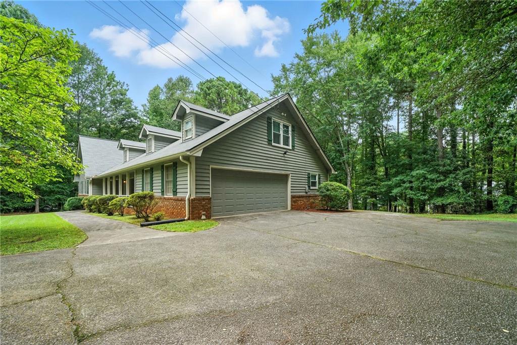 Snellville, Georgia, 30078, United States, 7 Bedrooms Bedrooms, ,5 BathroomsBathrooms,Residential,For Sale,1919964