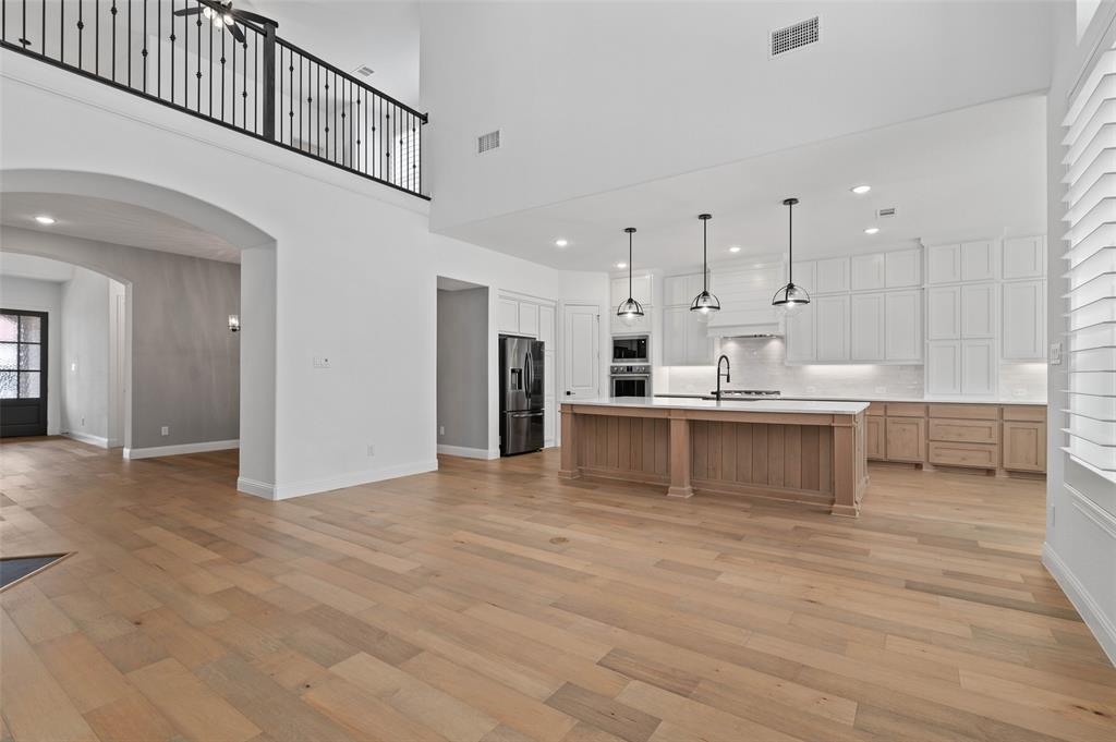 Aledo, Texas, 76008, United States, 4 Bedrooms Bedrooms, ,5 BathroomsBathrooms,Residential,For Sale,1926083