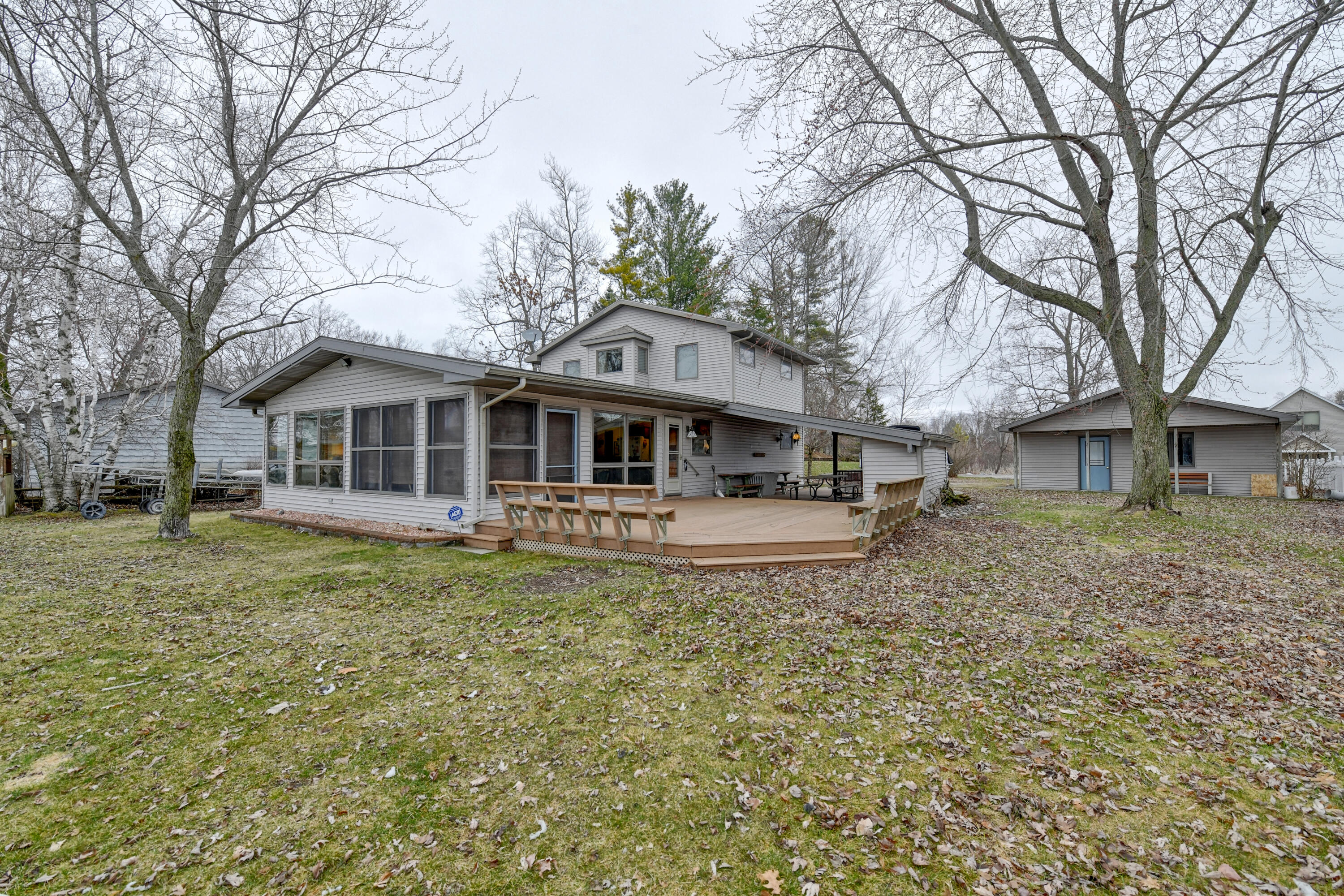Mecosta, Michigan, 49332, United States, 4 Bedrooms Bedrooms, ,3 BathroomsBathrooms,Residential,For Sale,2035757