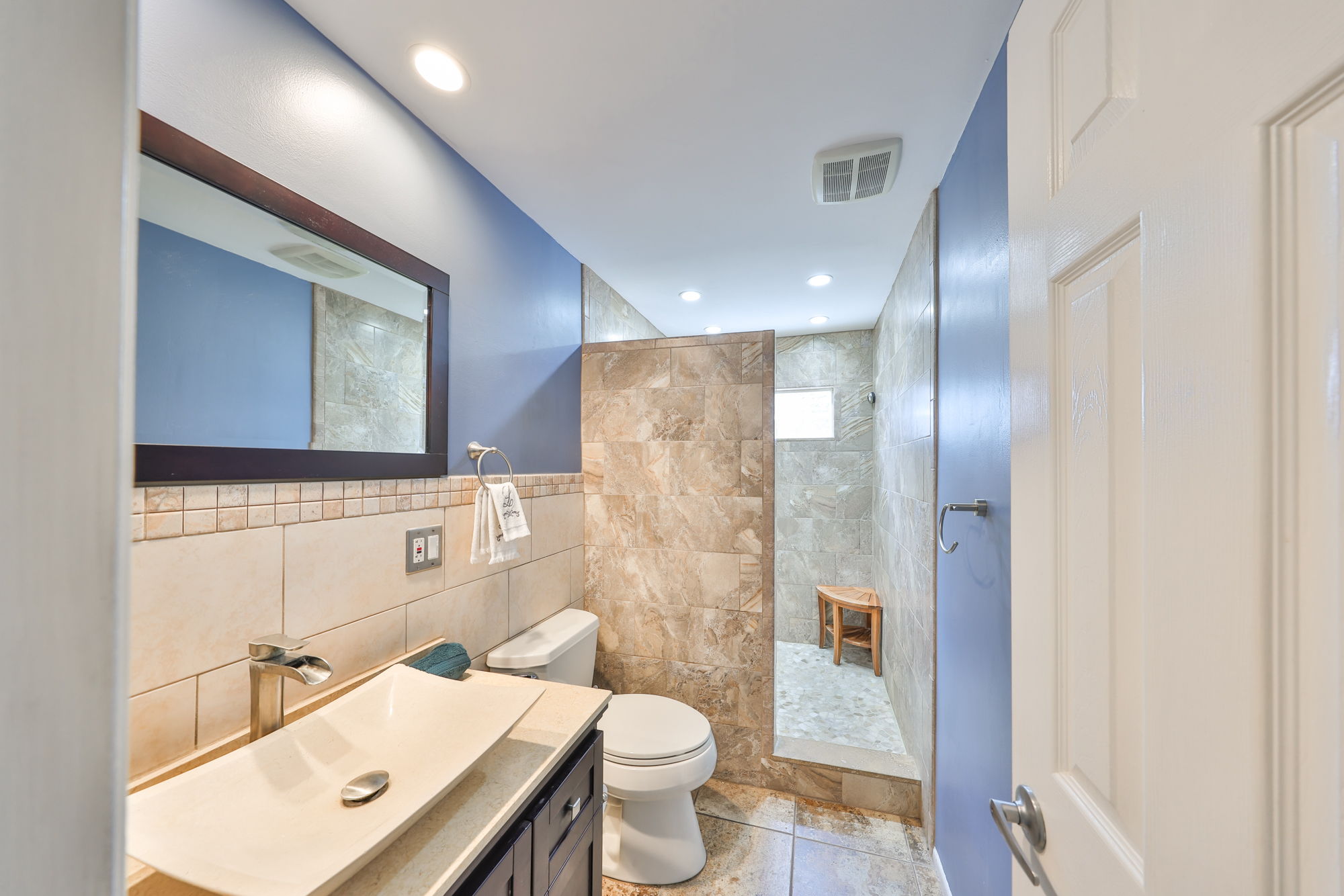Seminole, Florida, 33772, United States, 4 Bedrooms Bedrooms, ,2 BathroomsBathrooms,Residential,For Sale,2013302