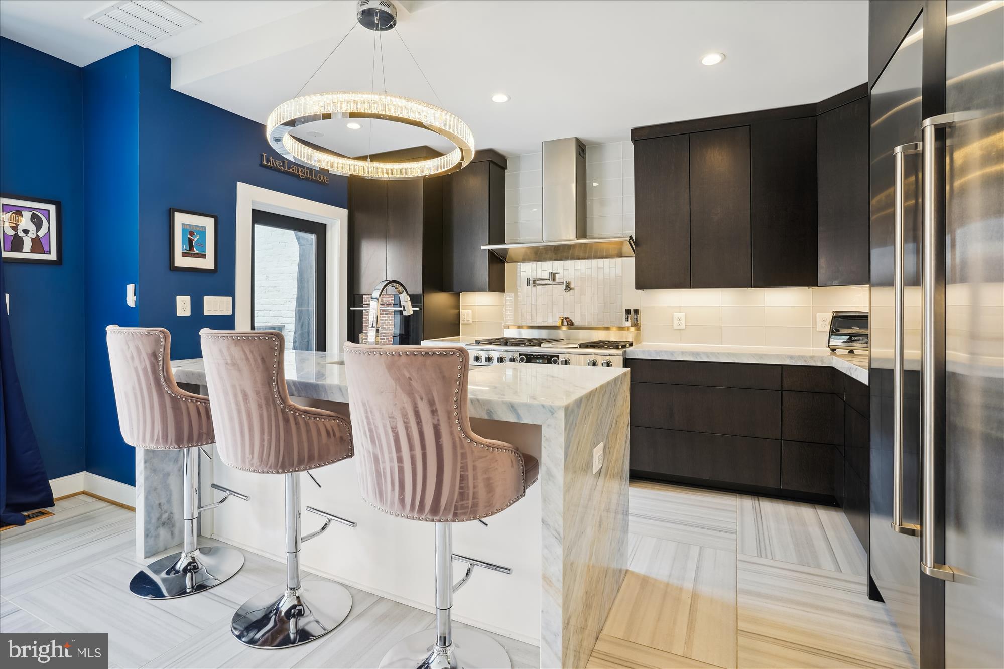Alexandria, Virginia, 22314, United States, 3 Bedrooms Bedrooms, ,4 BathroomsBathrooms,Residential,For Sale,1936981