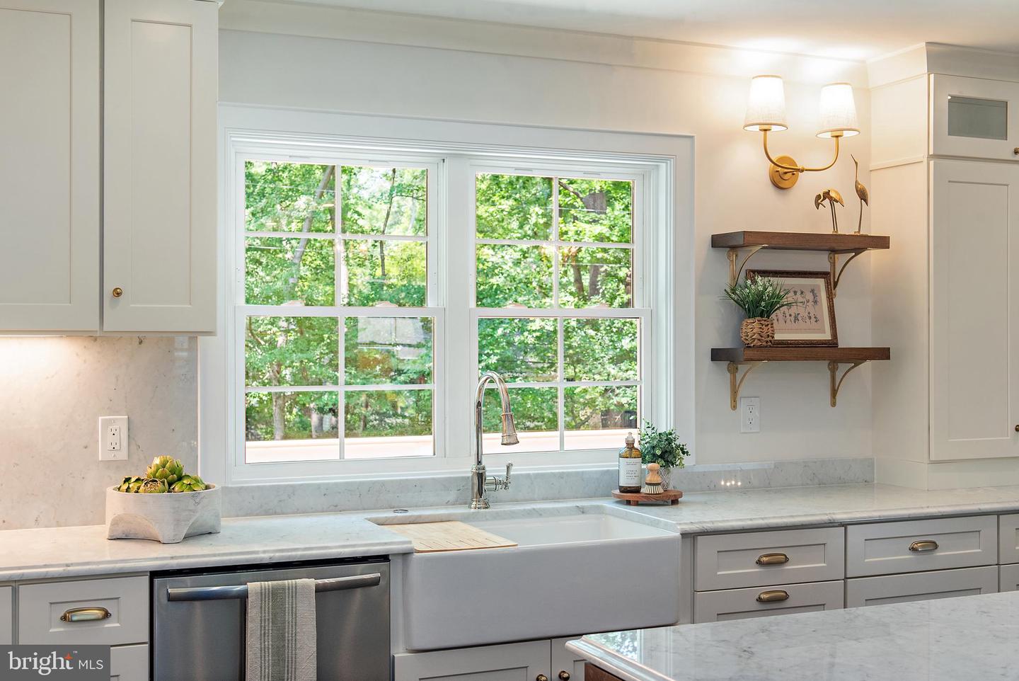 Annapolis, Maryland, 21403, United States, 4 Bedrooms Bedrooms, ,5 BathroomsBathrooms,Residential,For Sale,1900943