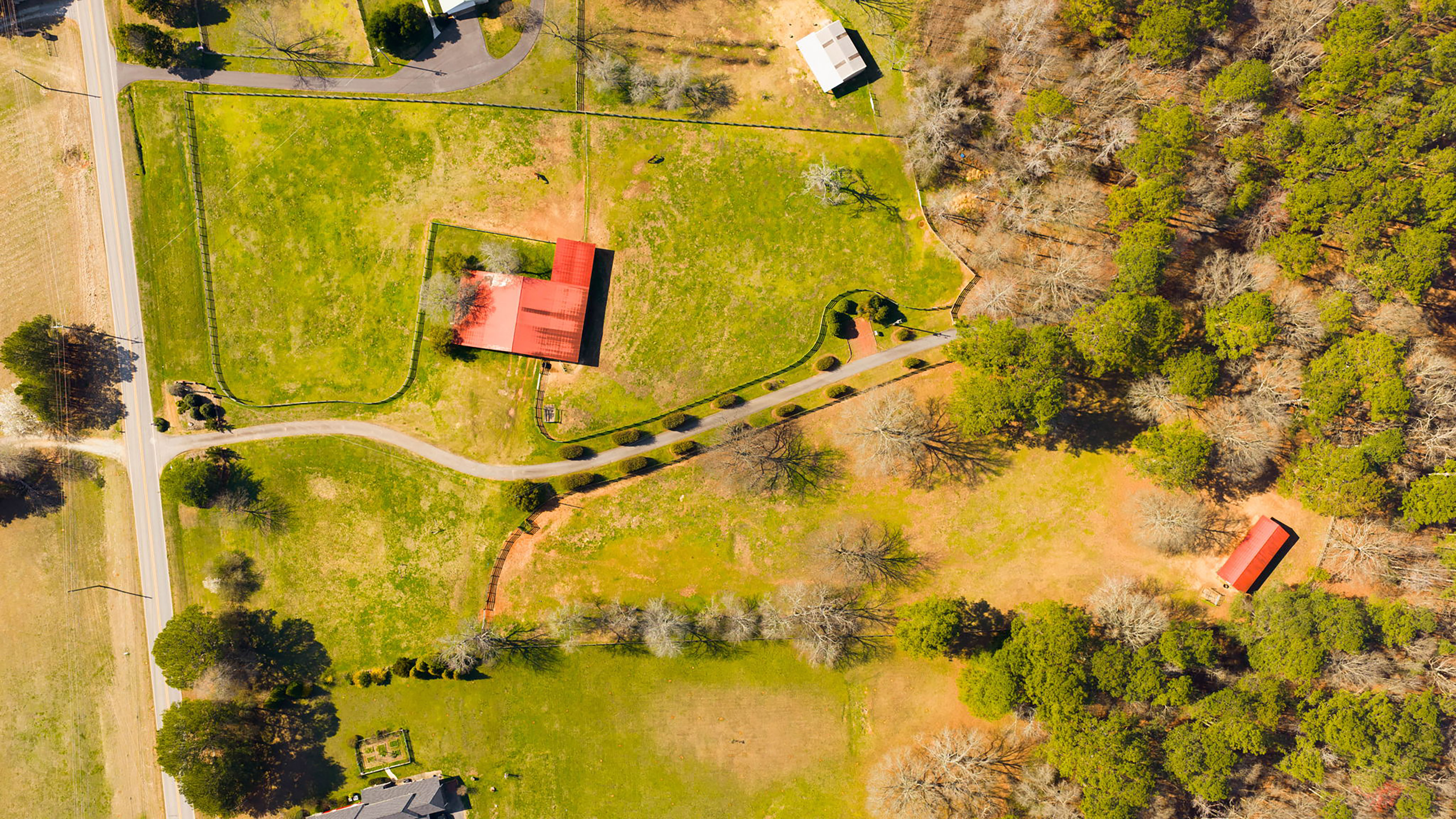  89 Acre +/- Equestrian Estate with Private Lake - 物件實景